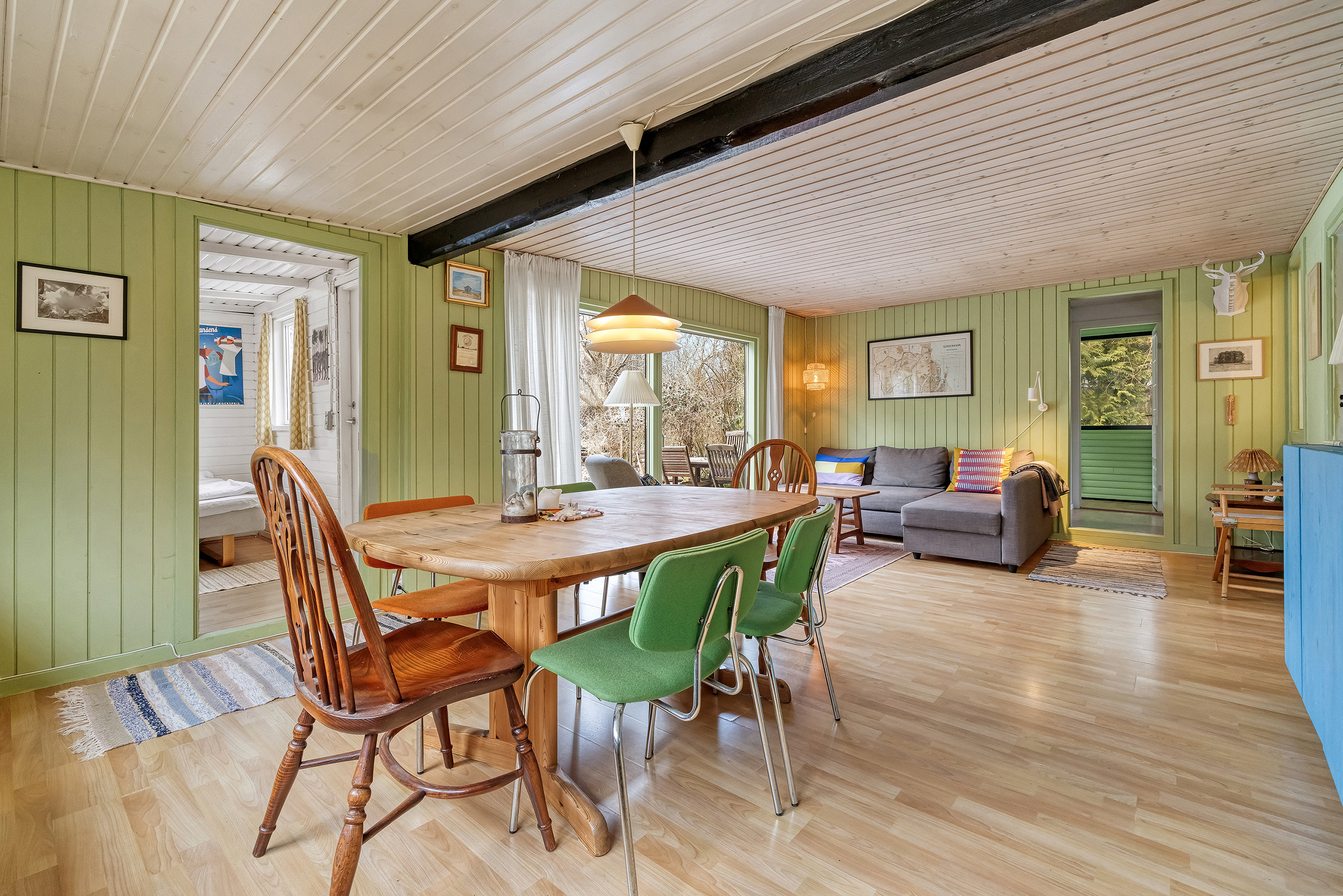 Fremhævet stue billede i fuldskærmstilstand. Billede af Hyldevænget 23, Over Draaby Strand, 3630 Jægerspris