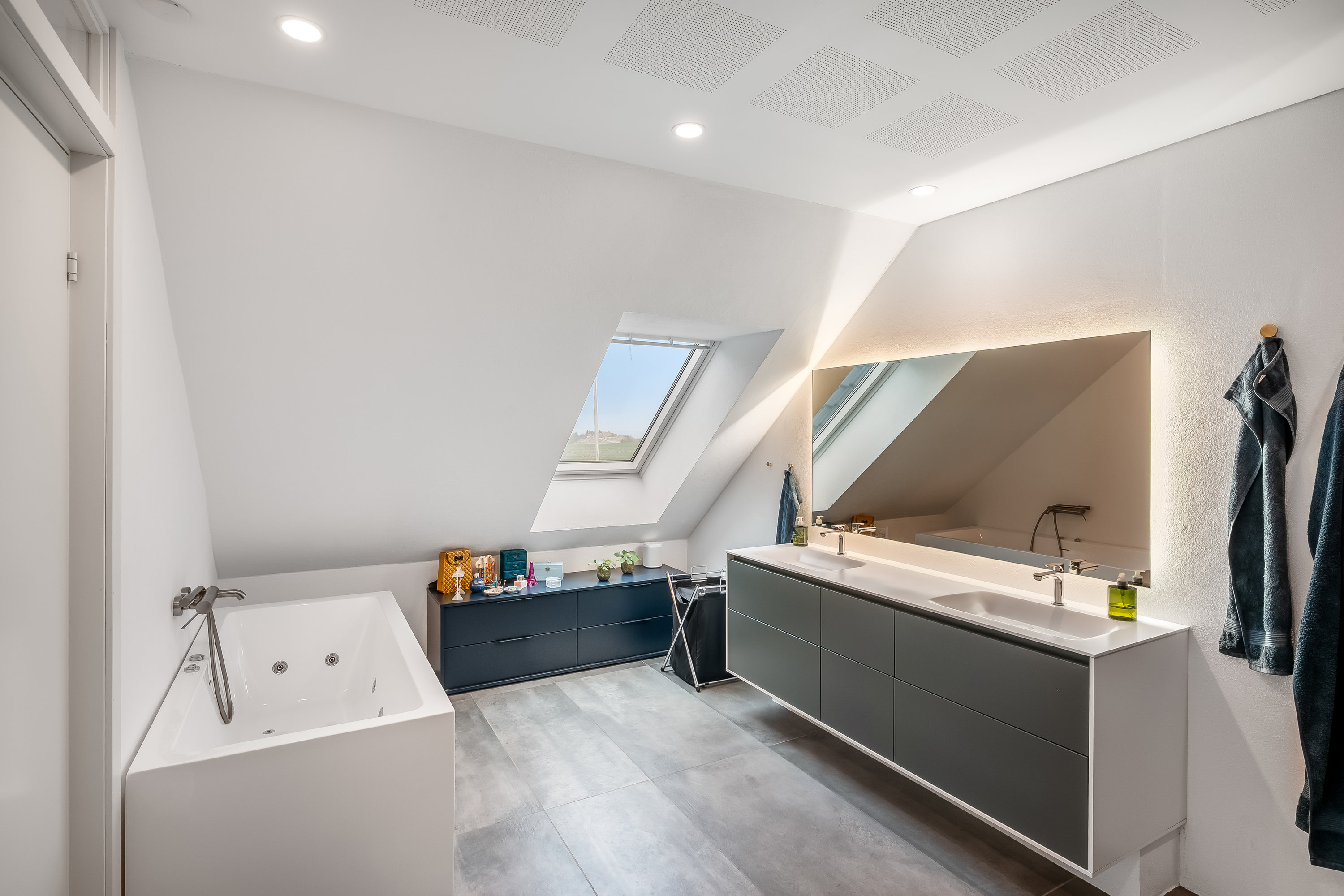 Fremhævet badeværelse billede i fuldskærmstilstand. Billede af Trabjerggårdvej 40, Gudum, 7620 Lemvig