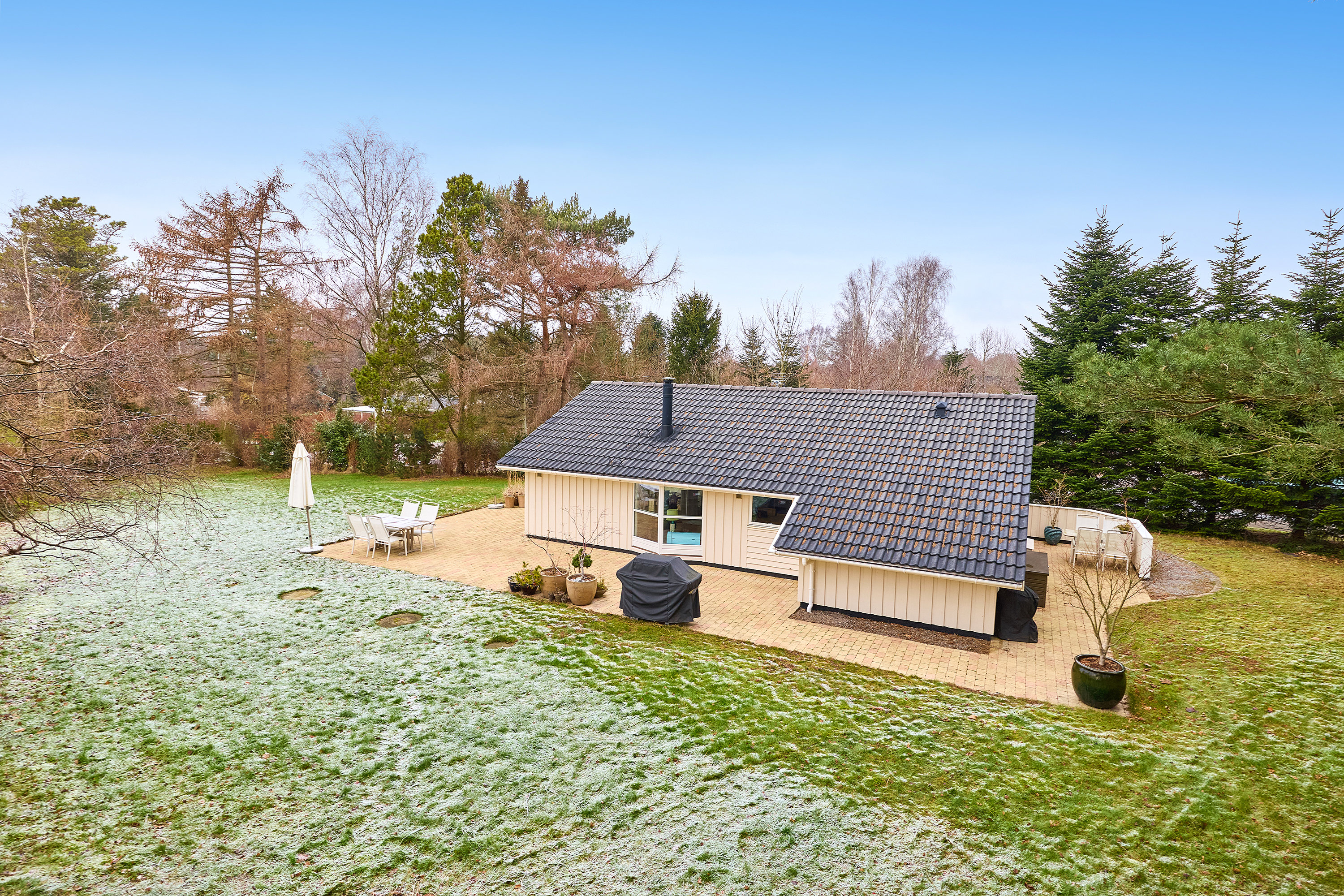 Fremhævet ejendommen billede i fuldskærmstilstand. Billede af Steenleng-Åsen 2, Rågeleje, 3210 Vejby