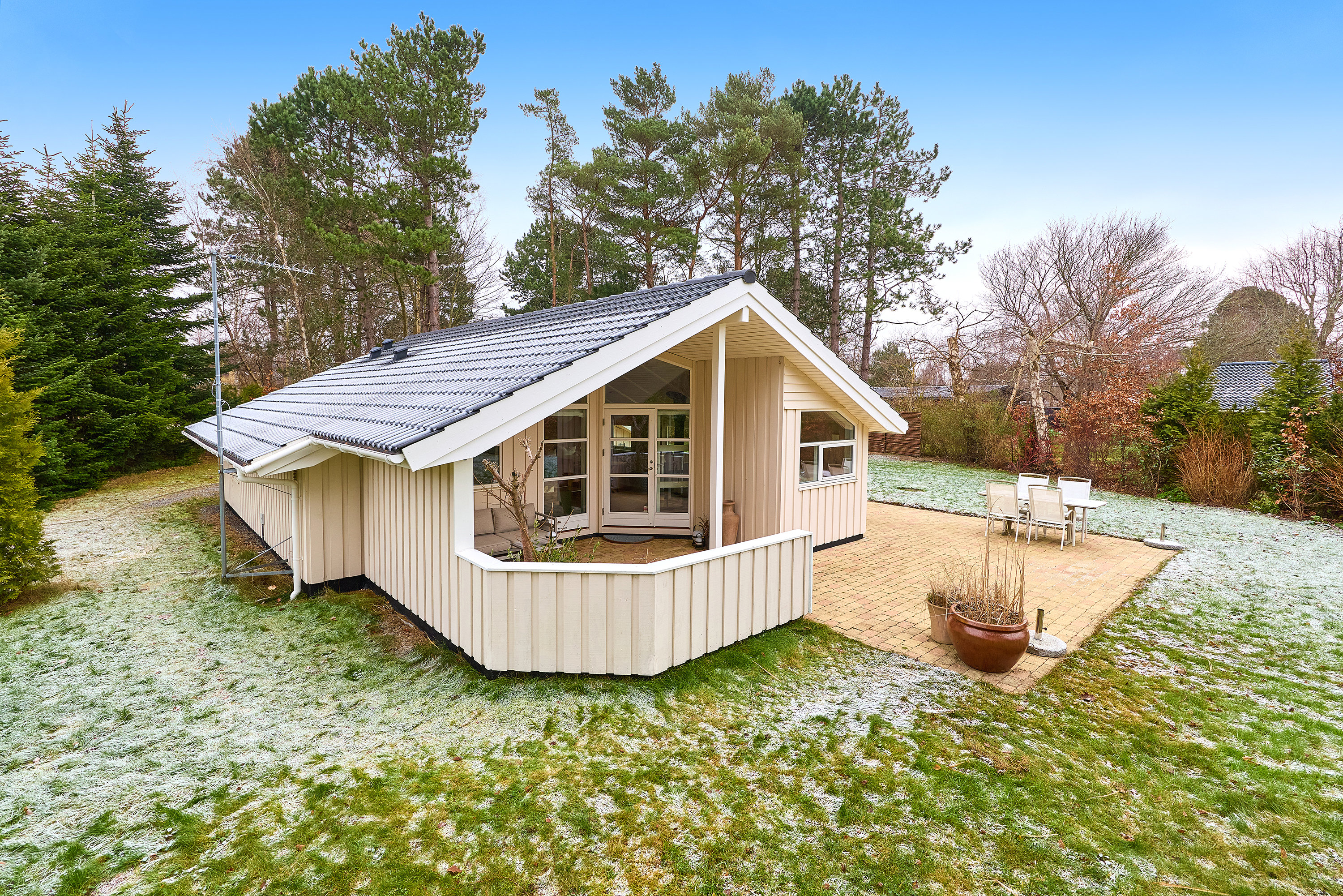 Miniaturebillede 2: ejendommen. Billede af Steenleng-Åsen 2, Rågeleje, 3210 Vejby