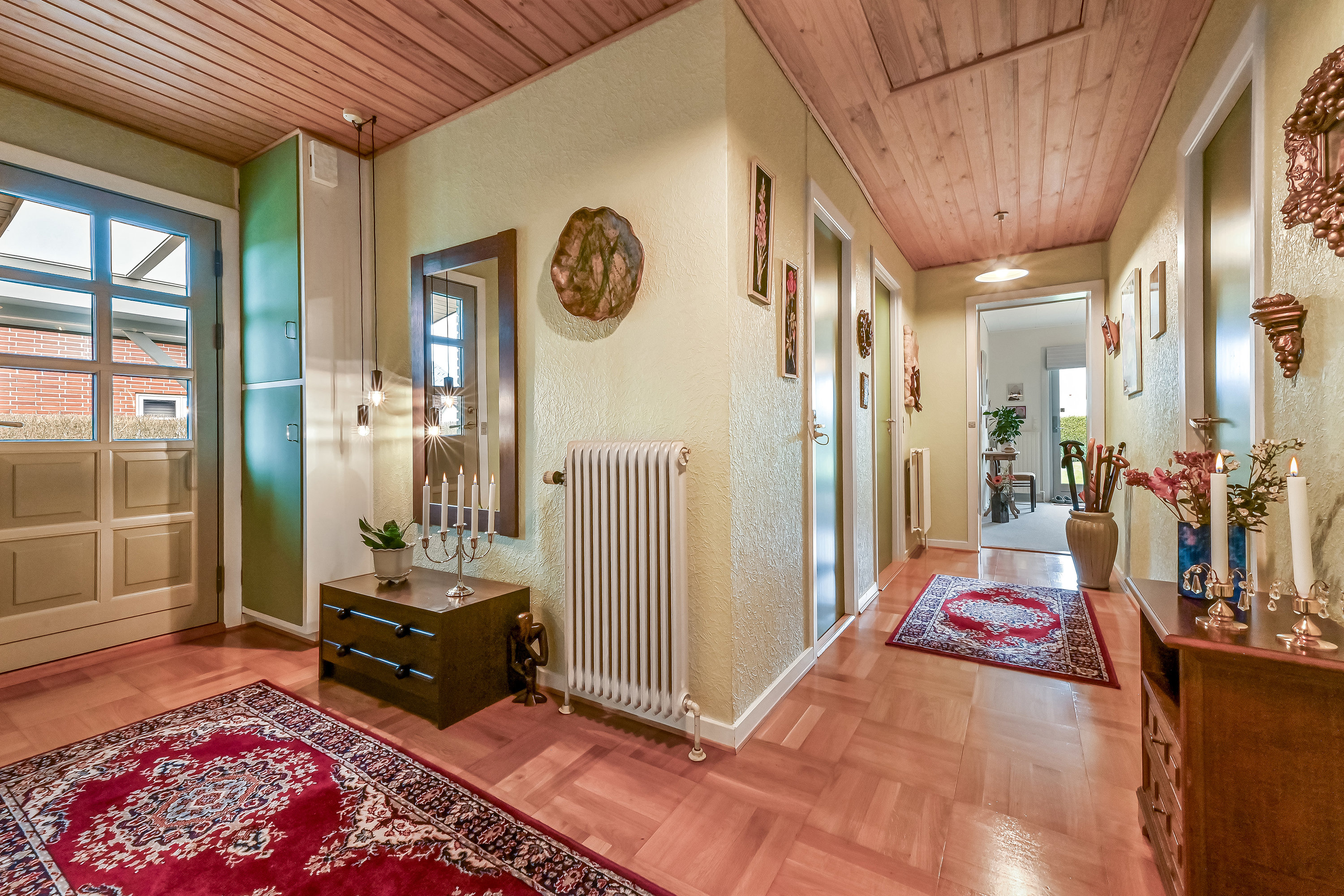 Fremhævet entré billede i fuldskærmstilstand. Billede af Benediktesvej 9, Lind, 7400 Herning