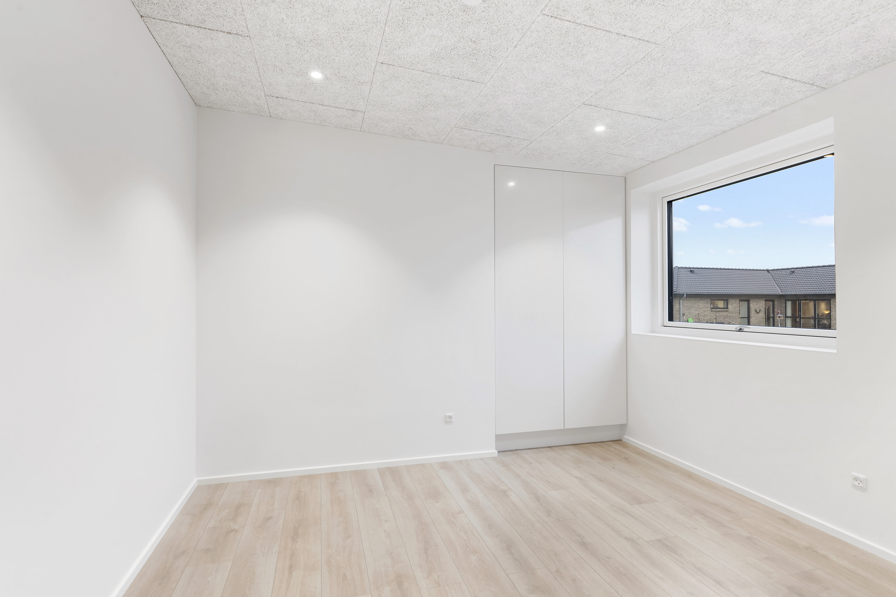 Fremhævet værelse billede i fuldskærmstilstand. Billede af Gyvellunden 25, 9600 Aars