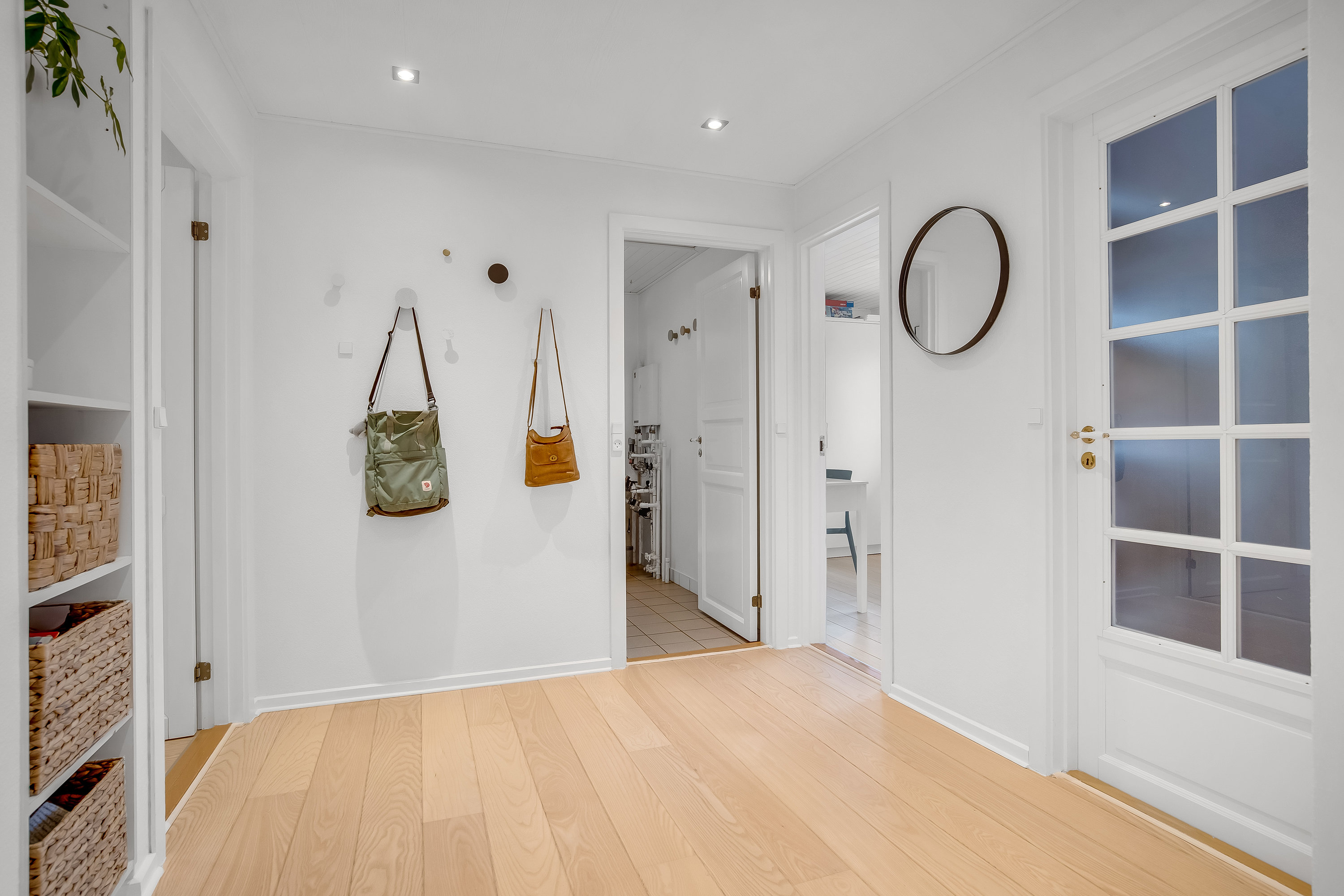 Fremhævet gang billede i fuldskærmstilstand. Billede af Parkvej 152, 7500 Holstebro