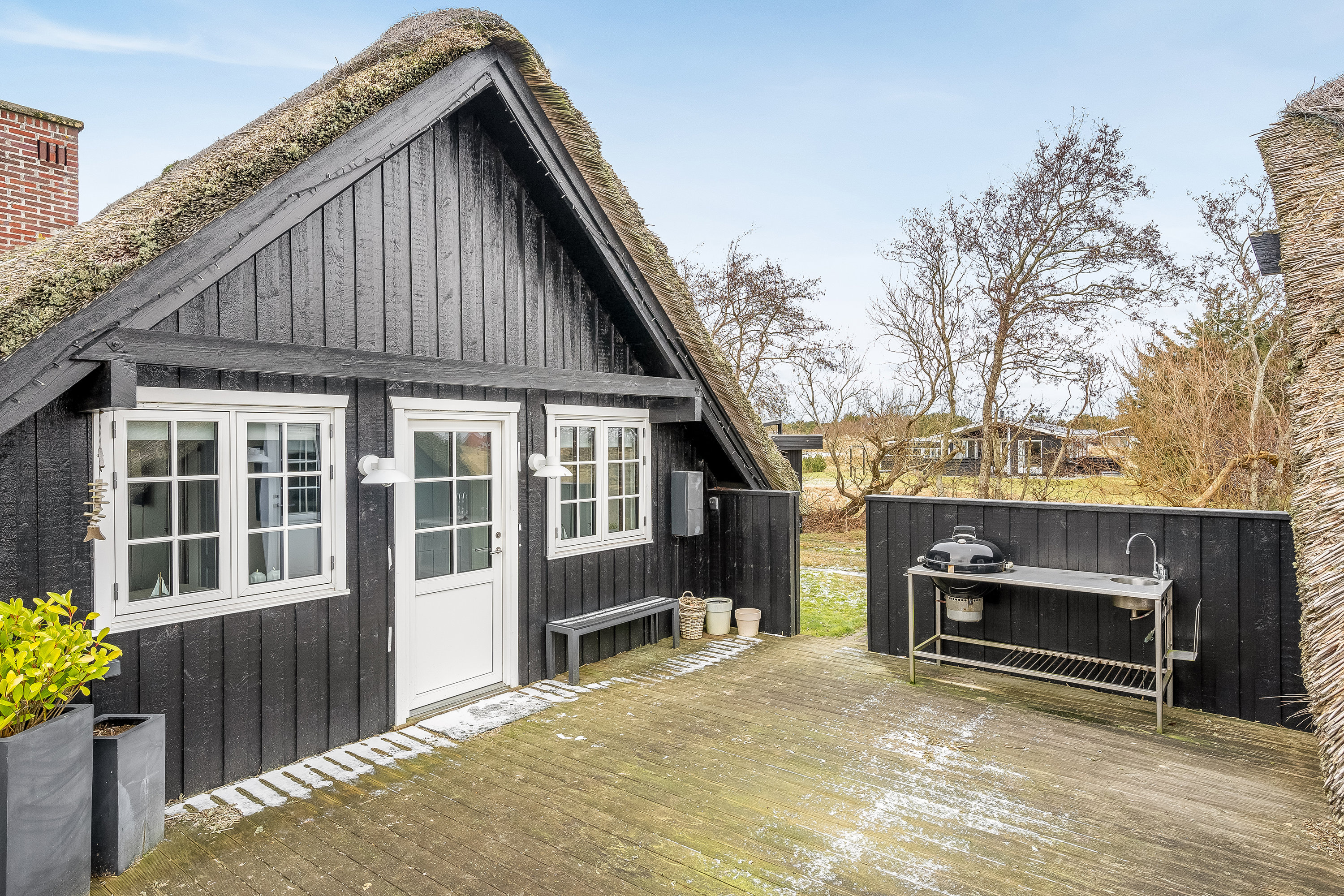 Fremhævet facade billede i fuldskærmstilstand. Billede af Duetoften 19, Rindby Strand, 6720 Fanø