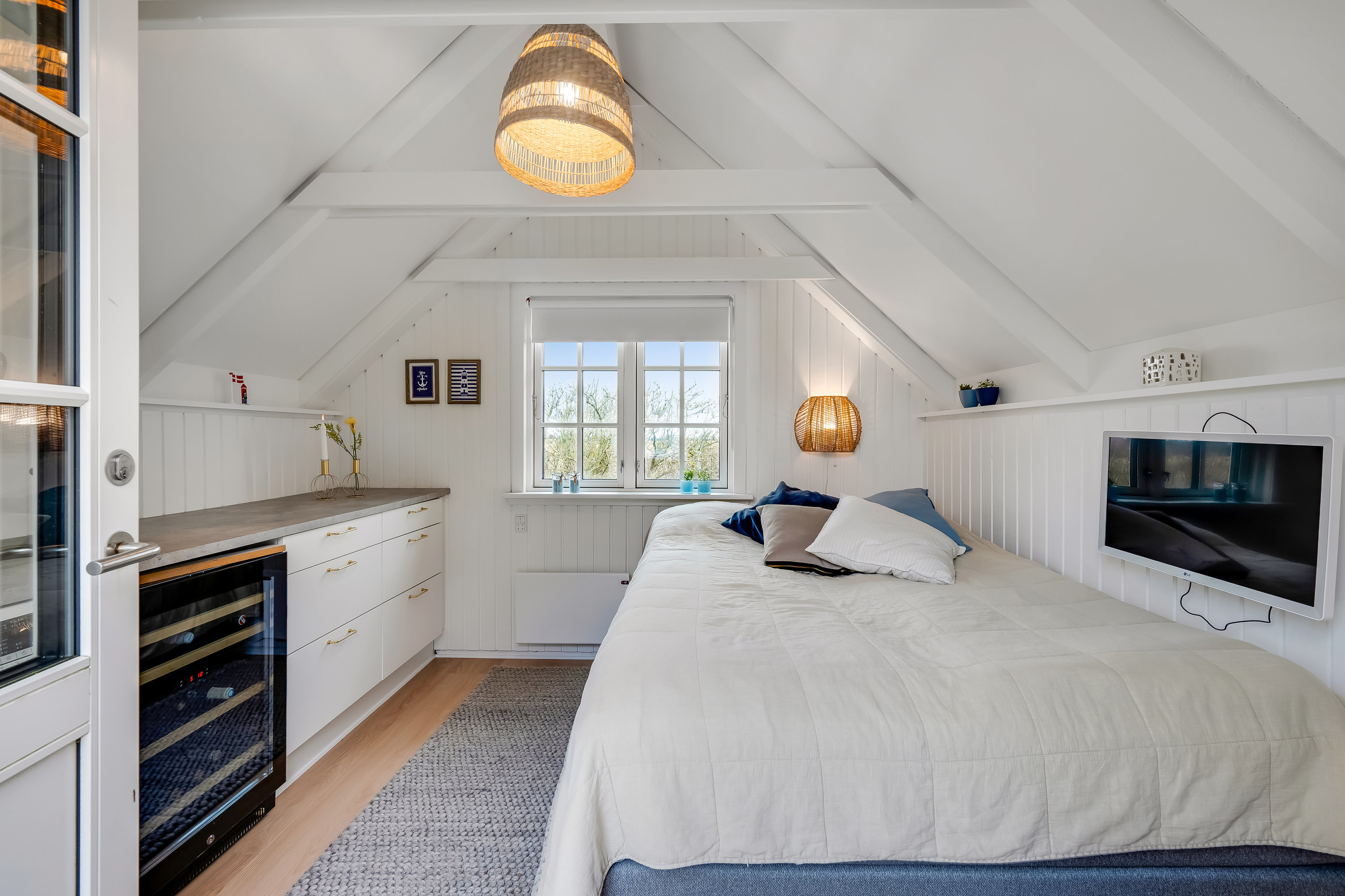 Fremhævet soveværelse billede i fuldskærmstilstand. Billede af Duetoften 19, Rindby Strand, 6720 Fanø