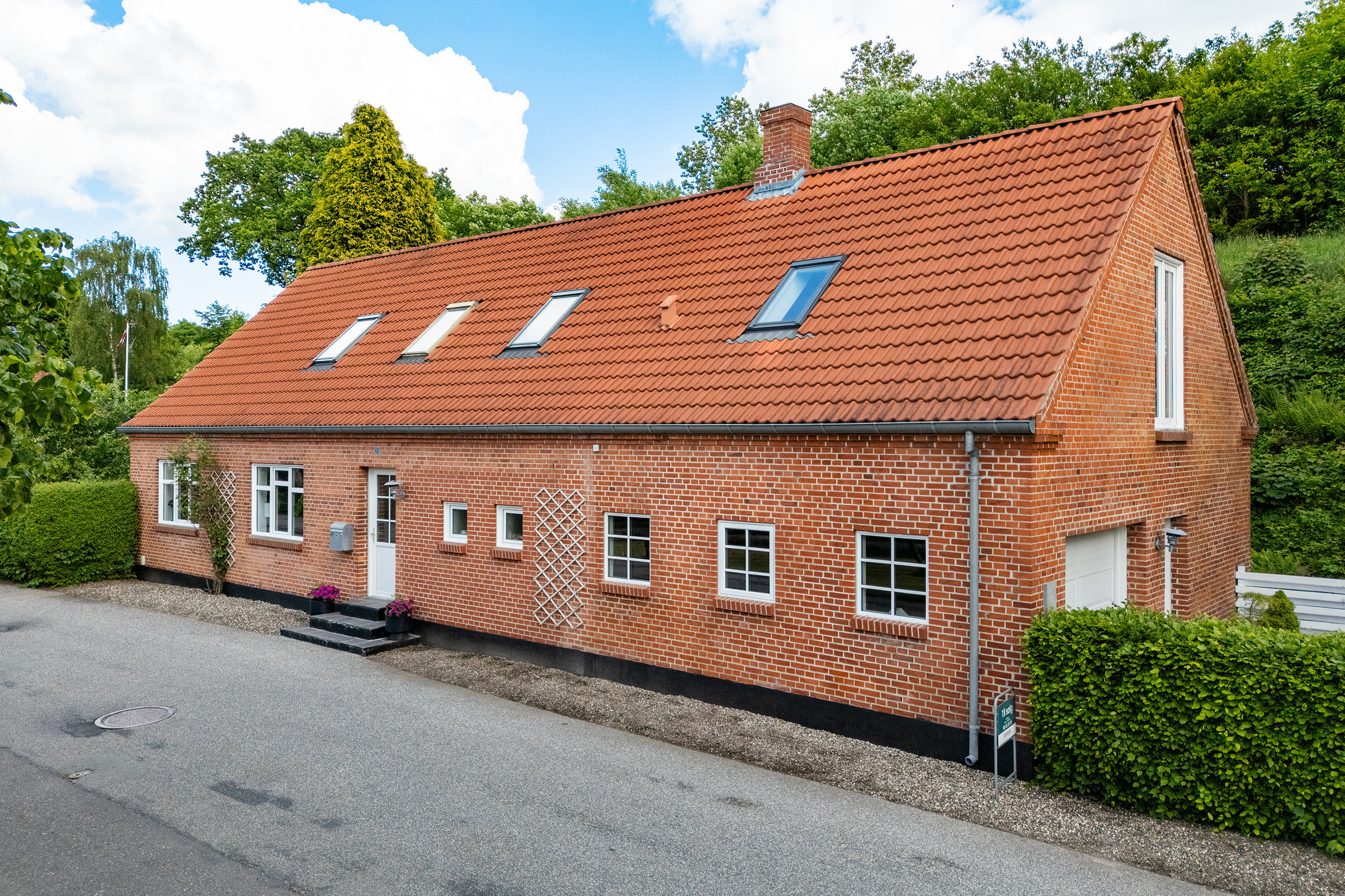 Fremhævet ejendom billede i fuldskærmstilstand. Billede af Amerikavej 30, 9500 Hobro