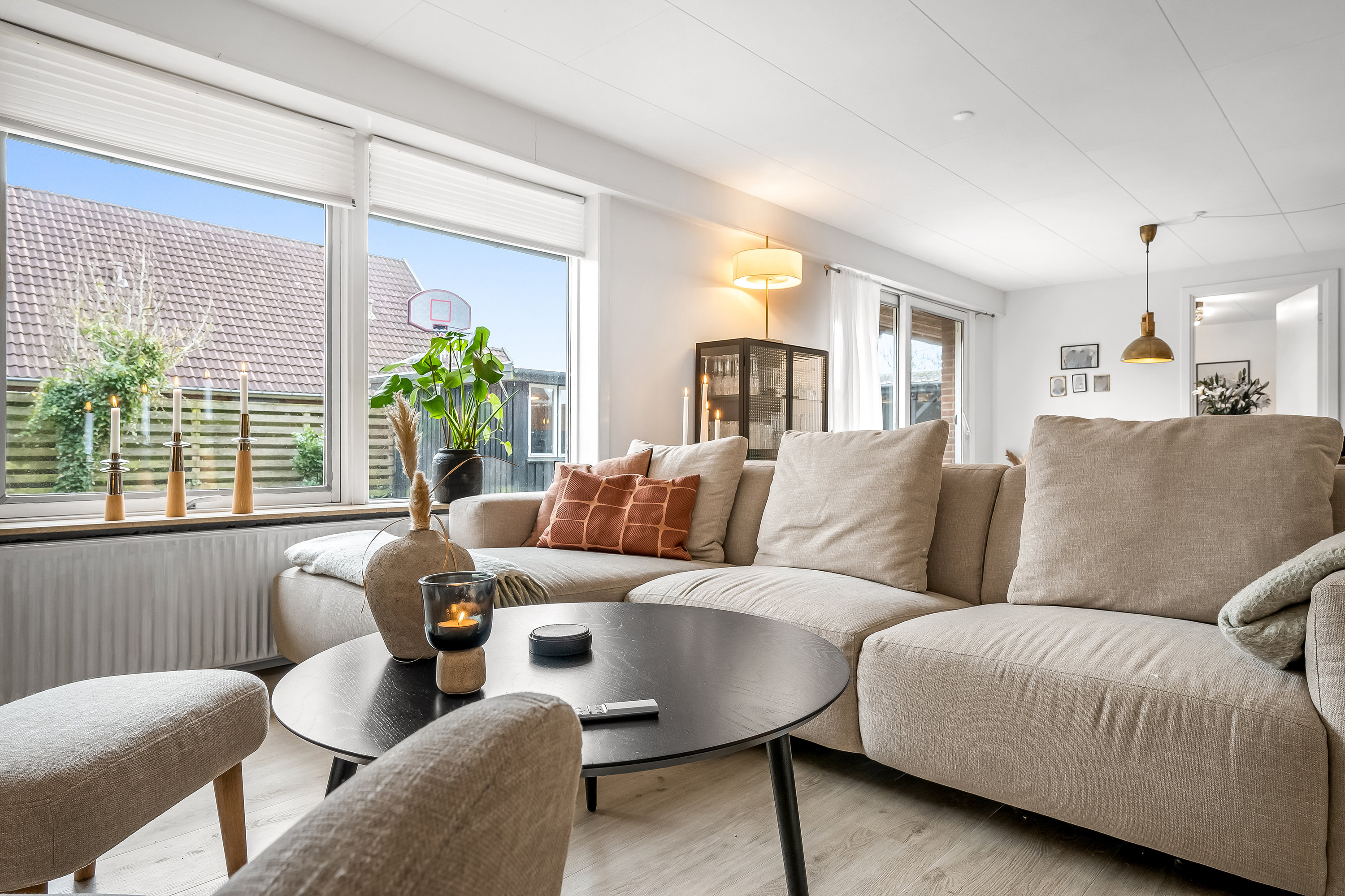 Fremhævet stue billede i fuldskærmstilstand. Billede af Kløverengen 5, Nordby, 6720 Fanø