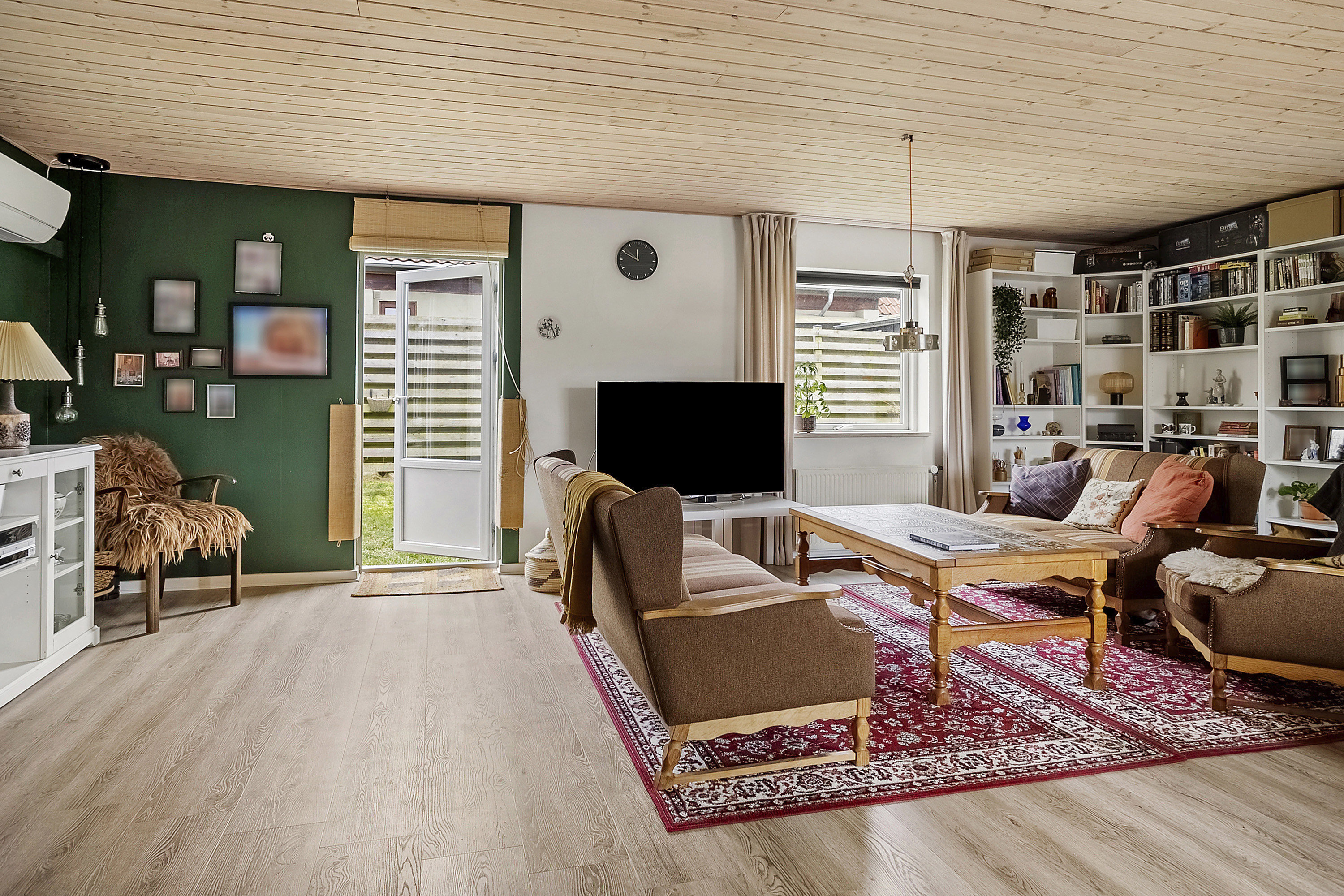 Fremhævet stue billede i fuldskærmstilstand. Billede af Carl Günthers Vej 20, 8700 Horsens