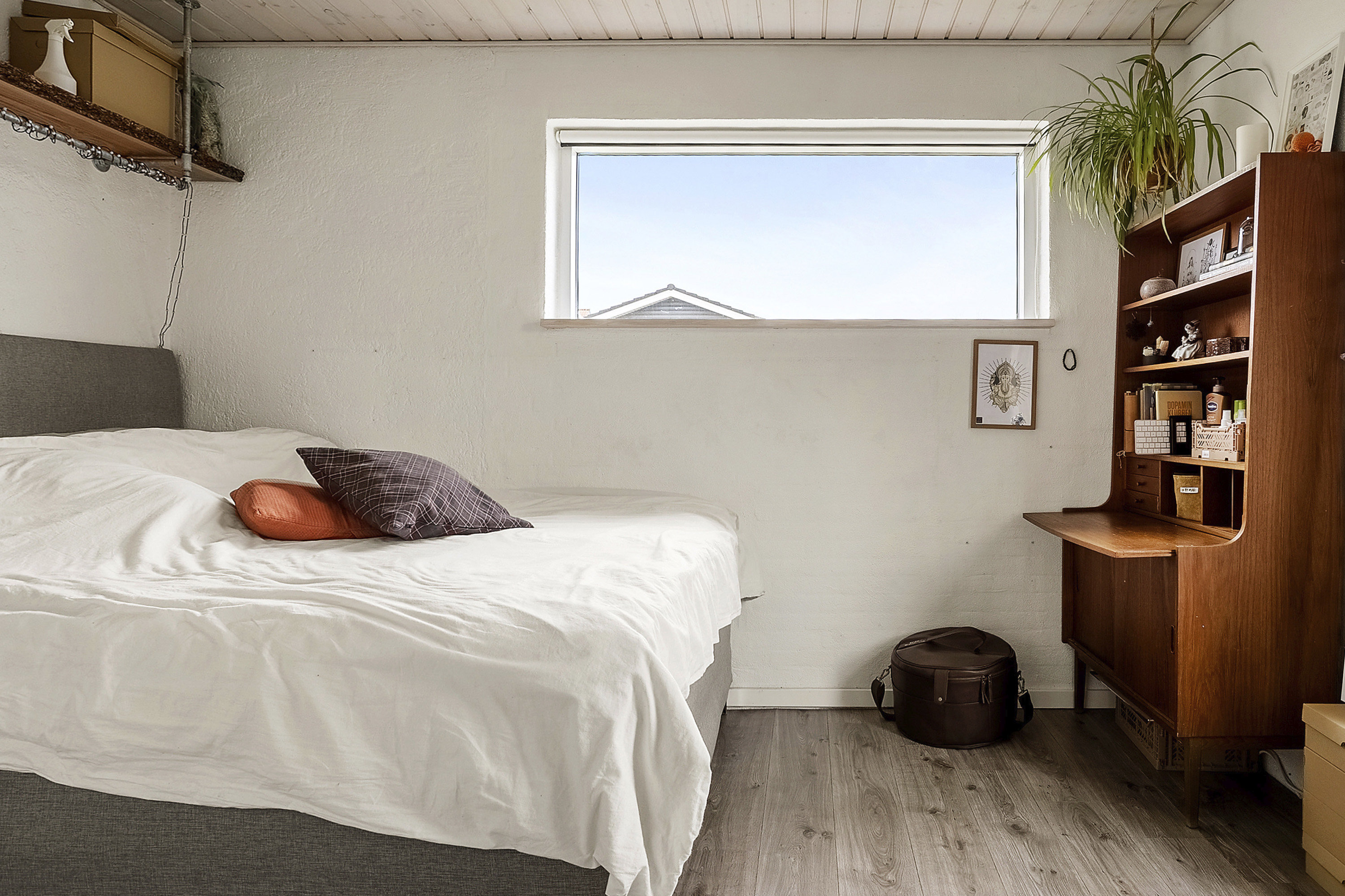 Fremhævet soveværelse billede i fuldskærmstilstand. Billede af Carl Günthers Vej 20, 8700 Horsens