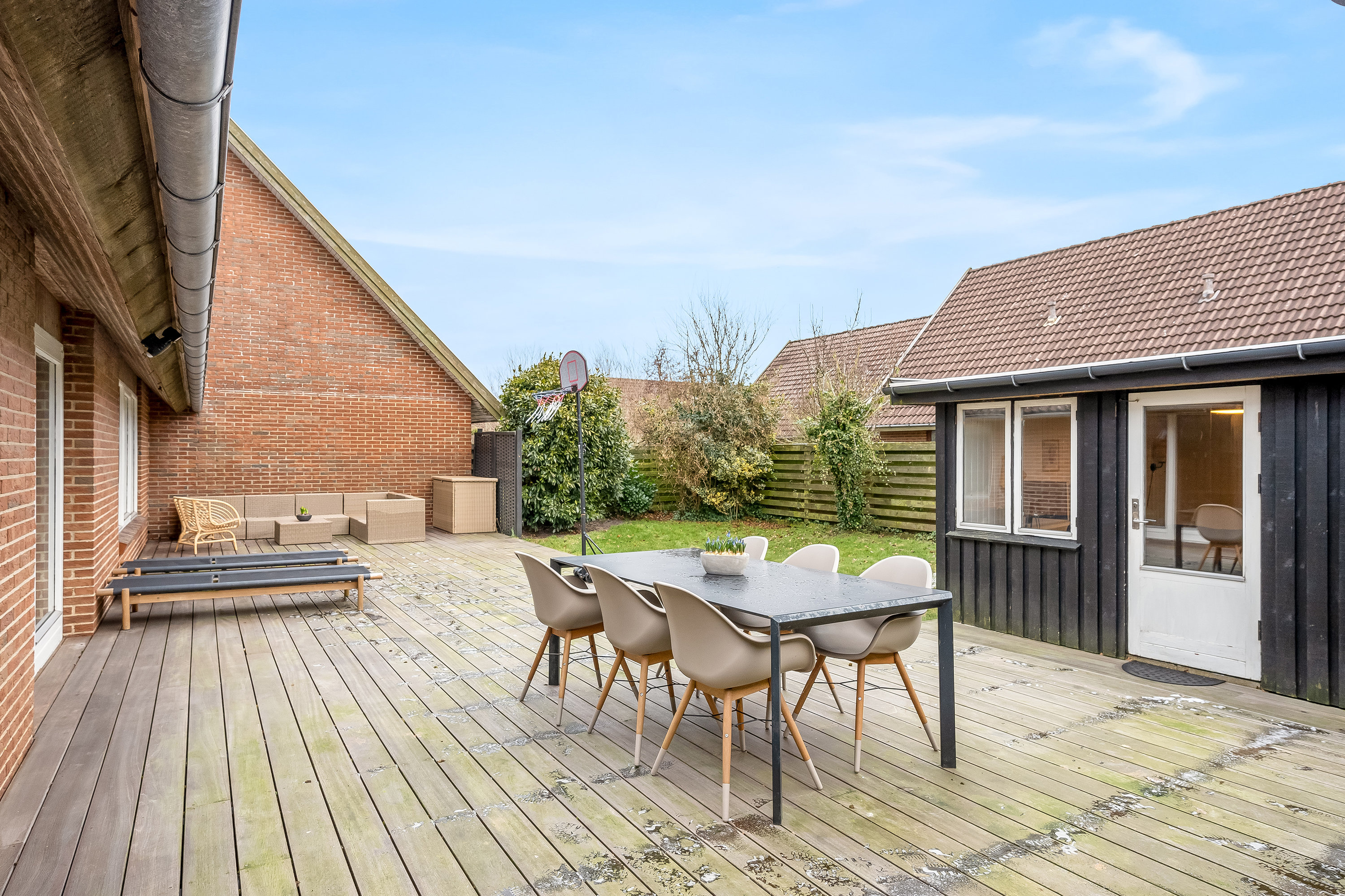 Fremhævet terrasse billede i fuldskærmstilstand. Billede af Kløverengen 5, Nordby, 6720 Fanø