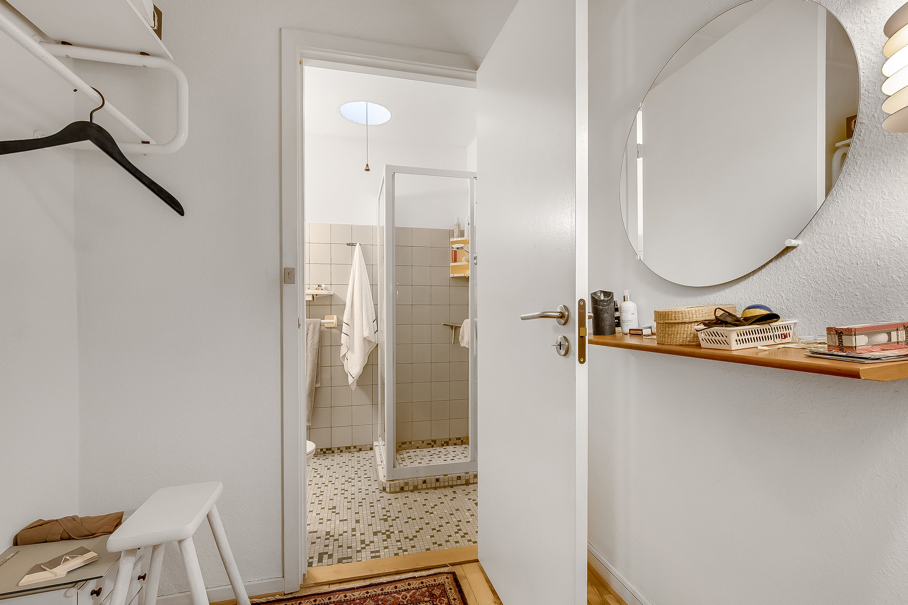 Fremhævet garderobe billede i fuldskærmstilstand. Billede af Terrasseparken 5, Strandhuse, 6000 Kolding