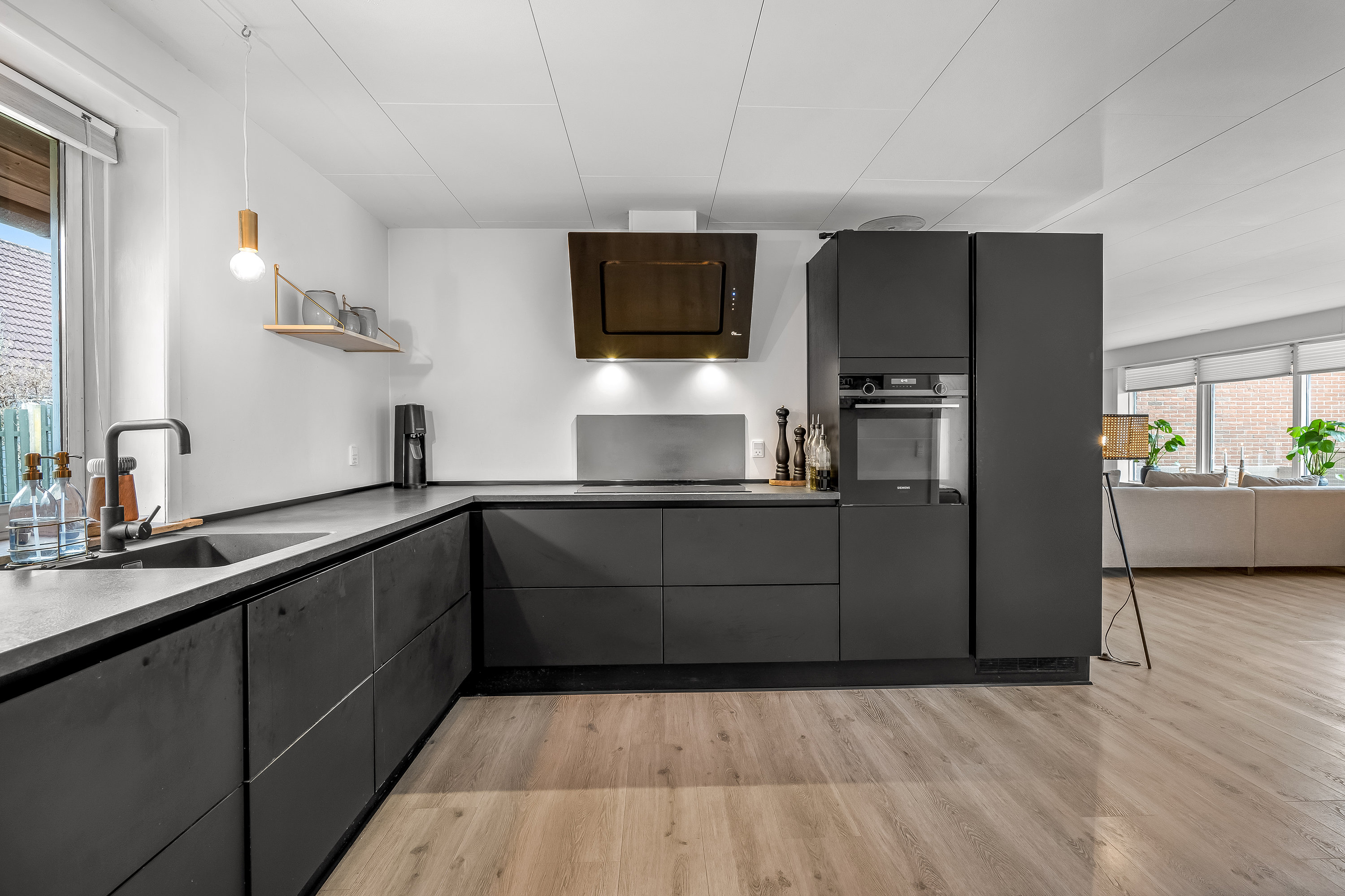 Fremhævet køkken billede i fuldskærmstilstand. Billede af Kløverengen 5, Nordby, 6720 Fanø