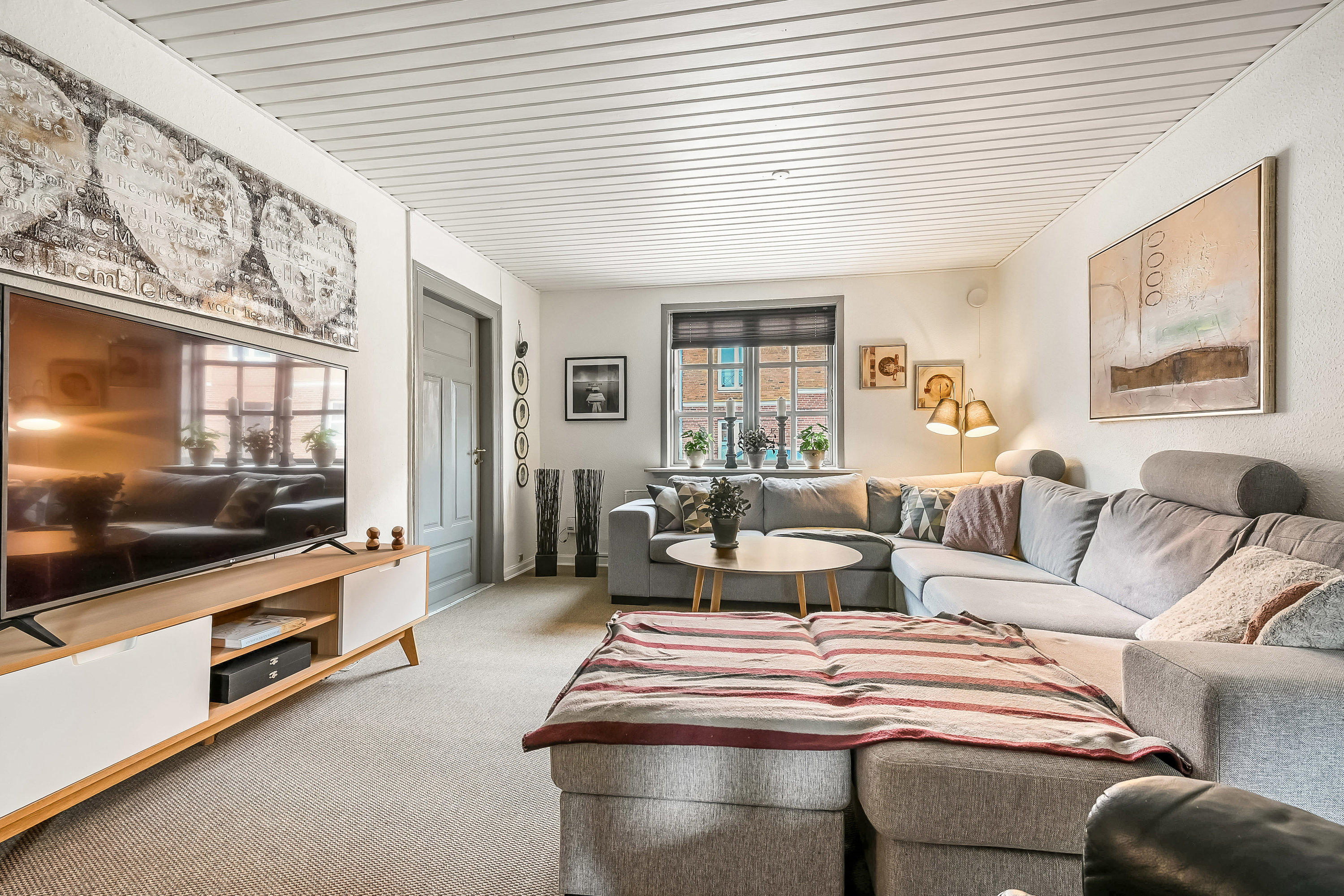 Fremhævet stue billede i fuldskærmstilstand. Billede af Storegade 49, Bramming, 6740 Bramming