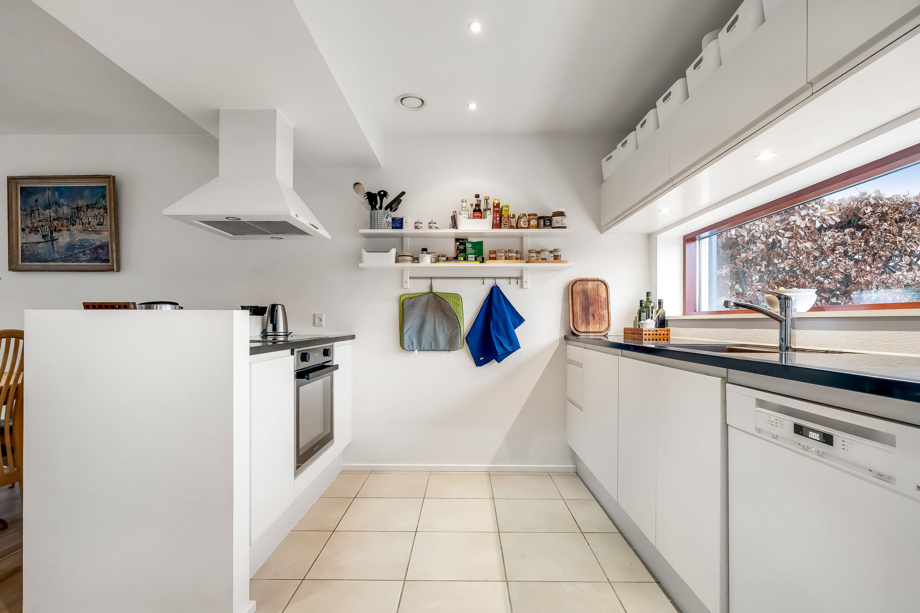 Fremhævet køkken billede i fuldskærmstilstand. Billede af Bombakken 84, 3320 Skævinge