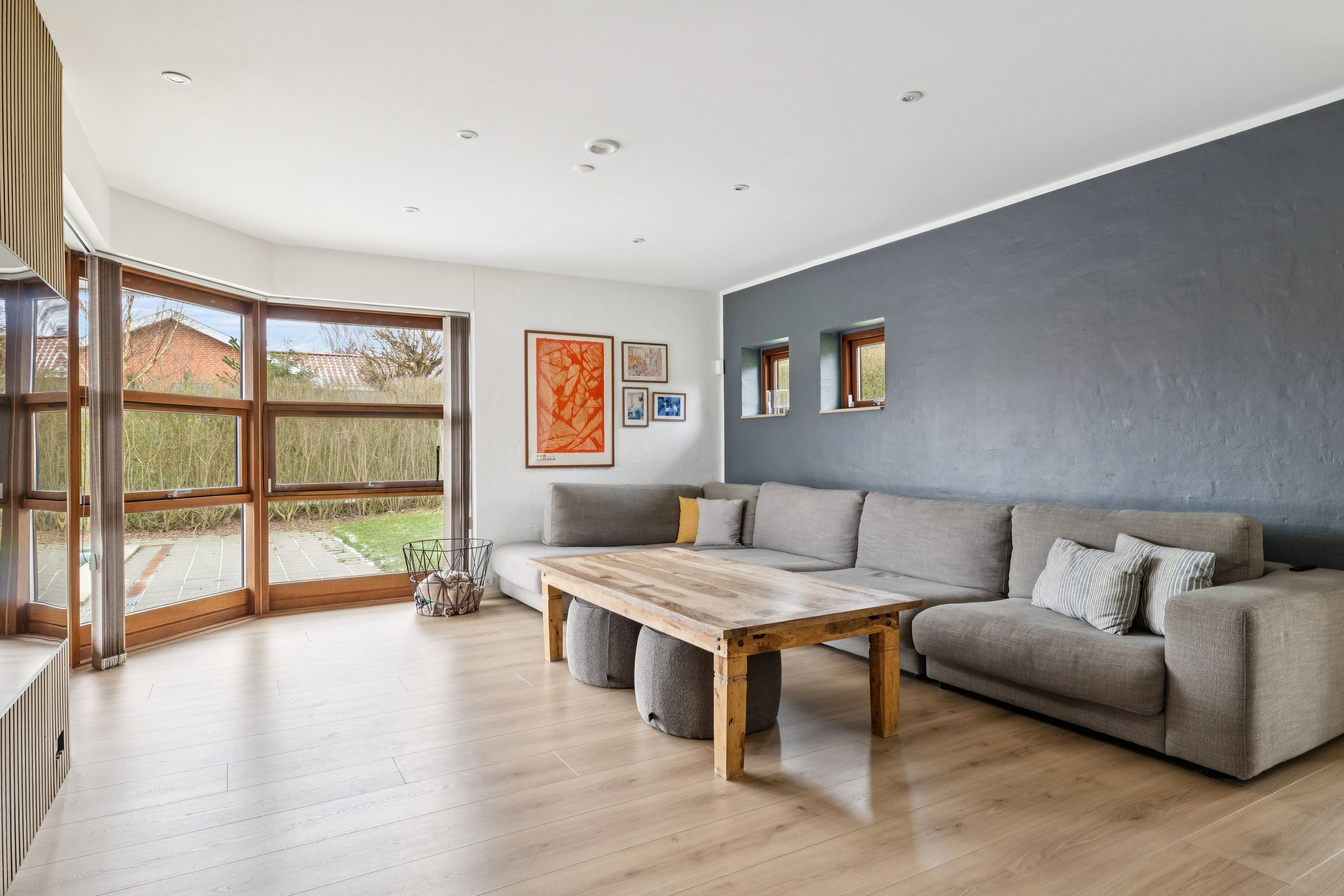 Fremhævet stue billede i fuldskærmstilstand. Billede af Lindelunden 8, 8960 Randers SØ