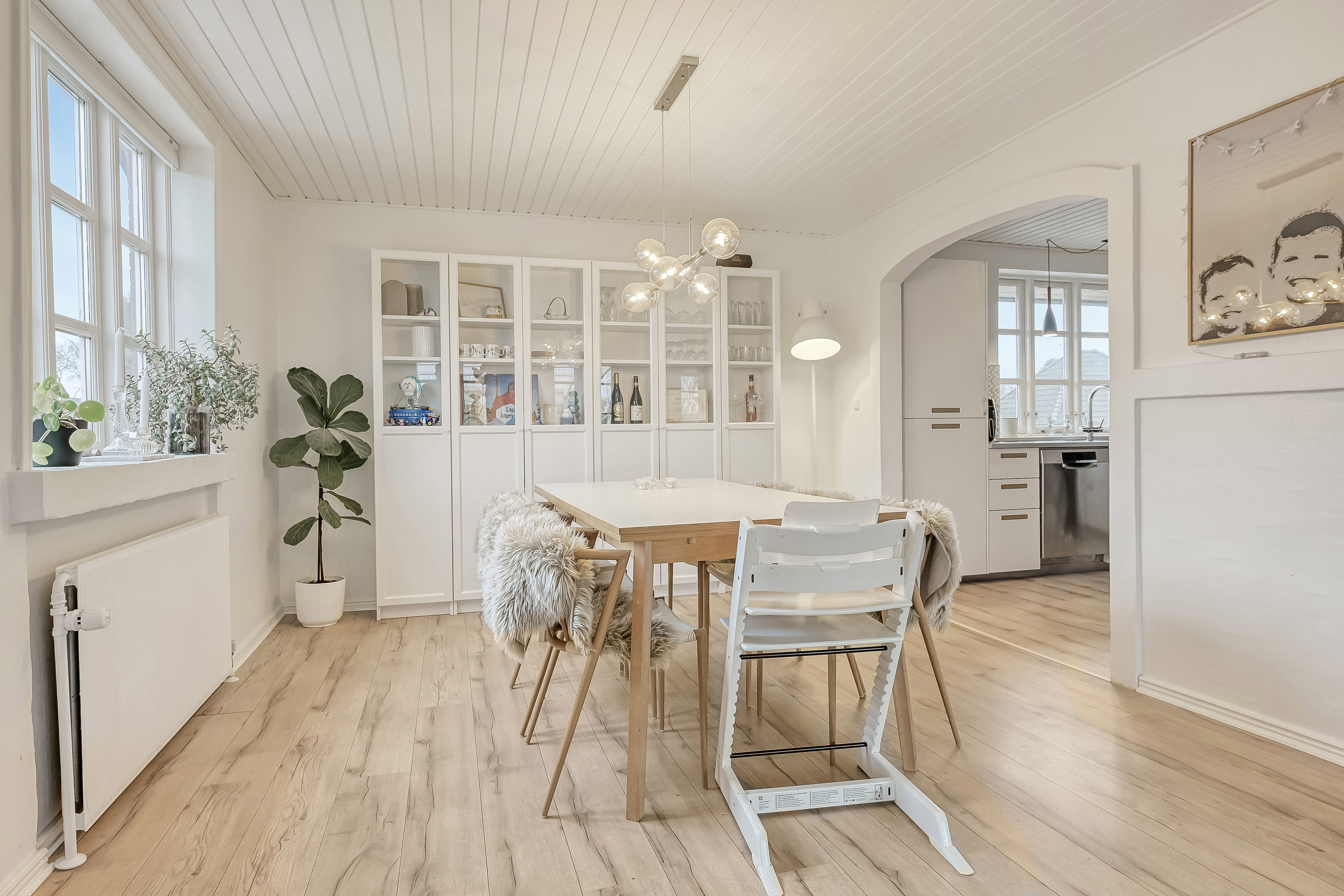 Miniaturebillede 2: stue. Billede af Kirkegade 5E, Bramming, 6740 Bramming