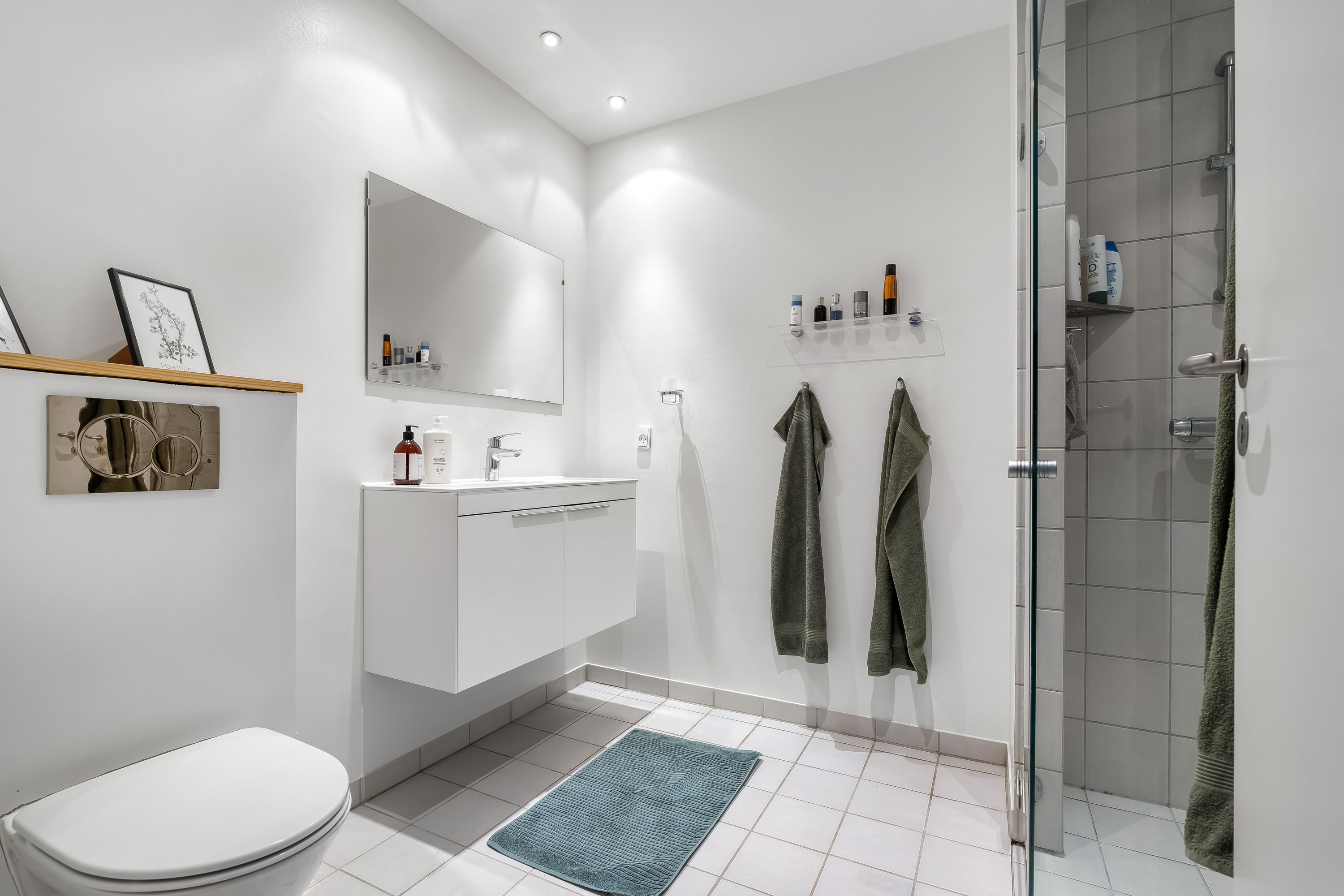 Fremhævet badeværelse billede i fuldskærmstilstand. Billede af Bombakken 84, 3320 Skævinge