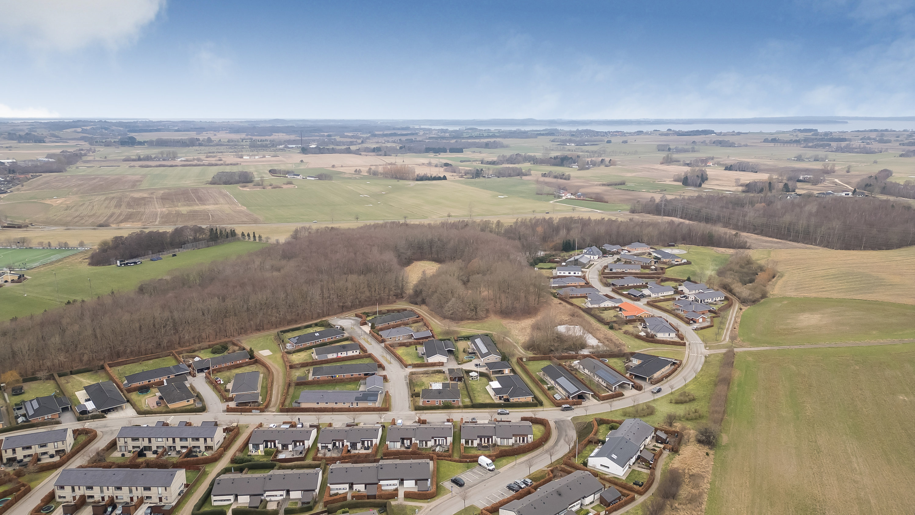 Fremhævet luftfoto billede i fuldskærmstilstand. Billede af Bombakken 84, 3320 Skævinge