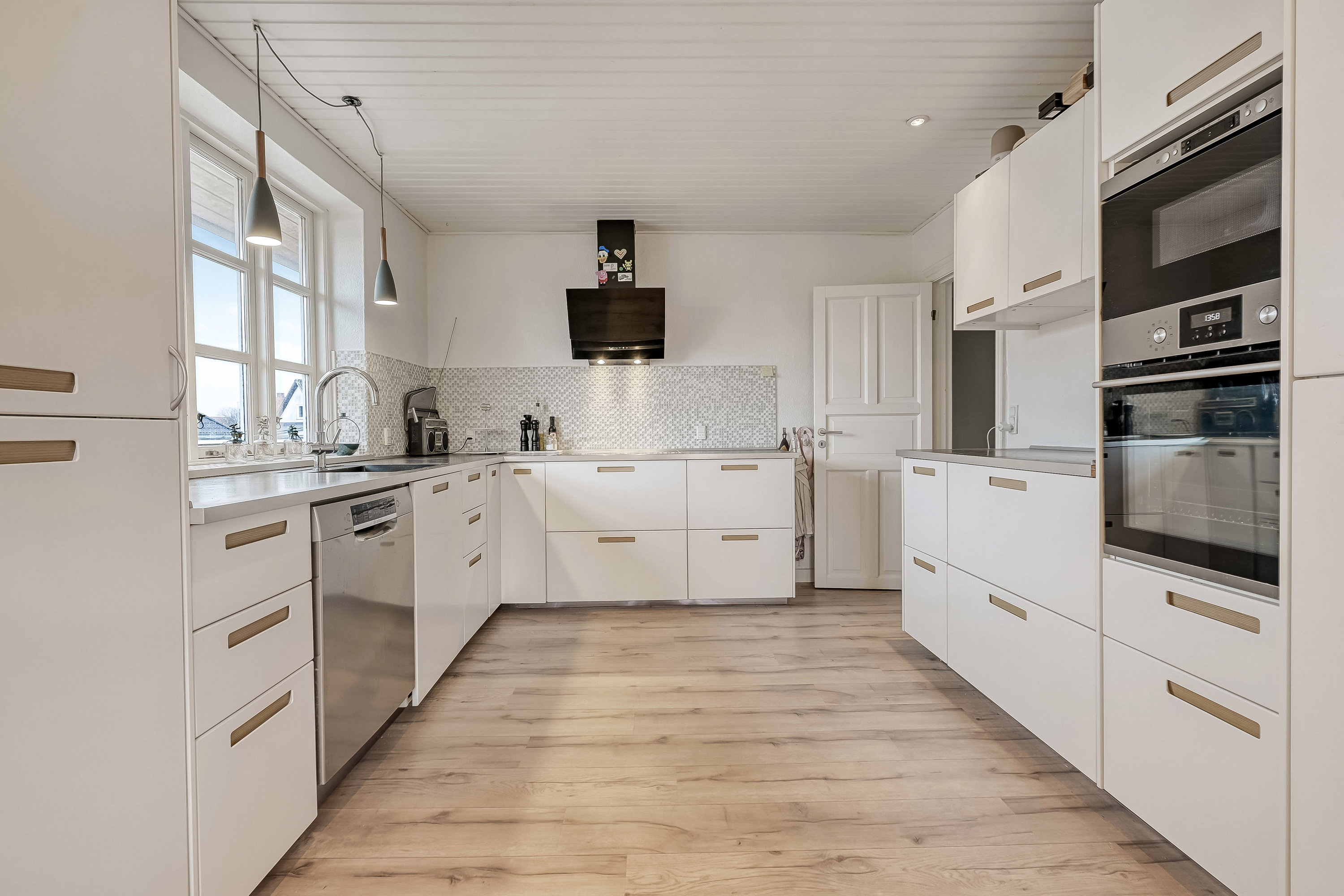 Fremhævet køkken billede i fuldskærmstilstand. Billede af Kirkegade 5E, Bramming, 6740 Bramming