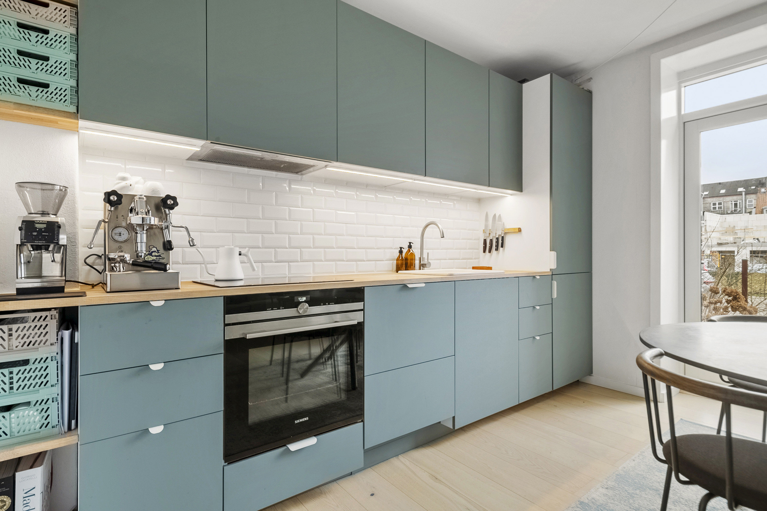 Fremhævet køkken billede i fuldskærmstilstand. Billede af Studsgade 30, st.. tv., 8000 Aarhus C