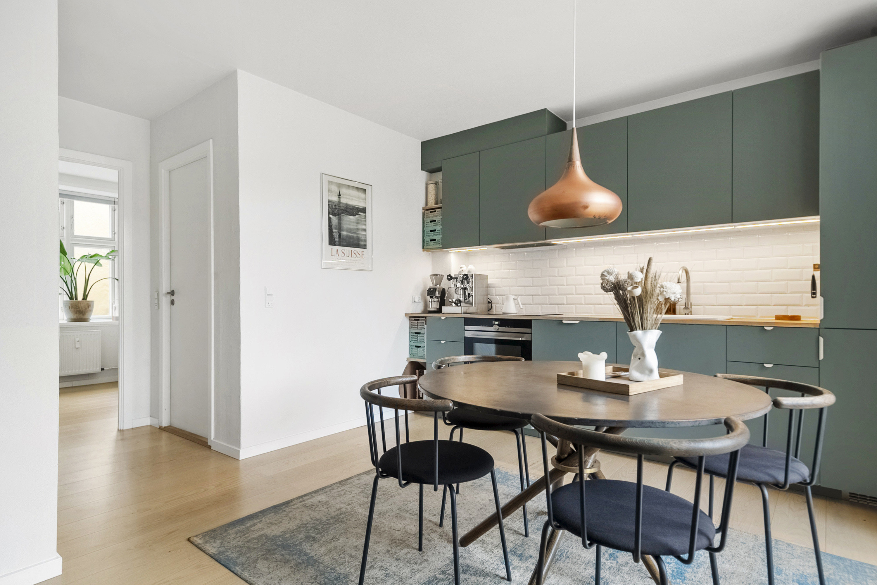 Fremhævet spisekøkken billede i fuldskærmstilstand. Billede af Studsgade 30, st.. tv., 8000 Aarhus C