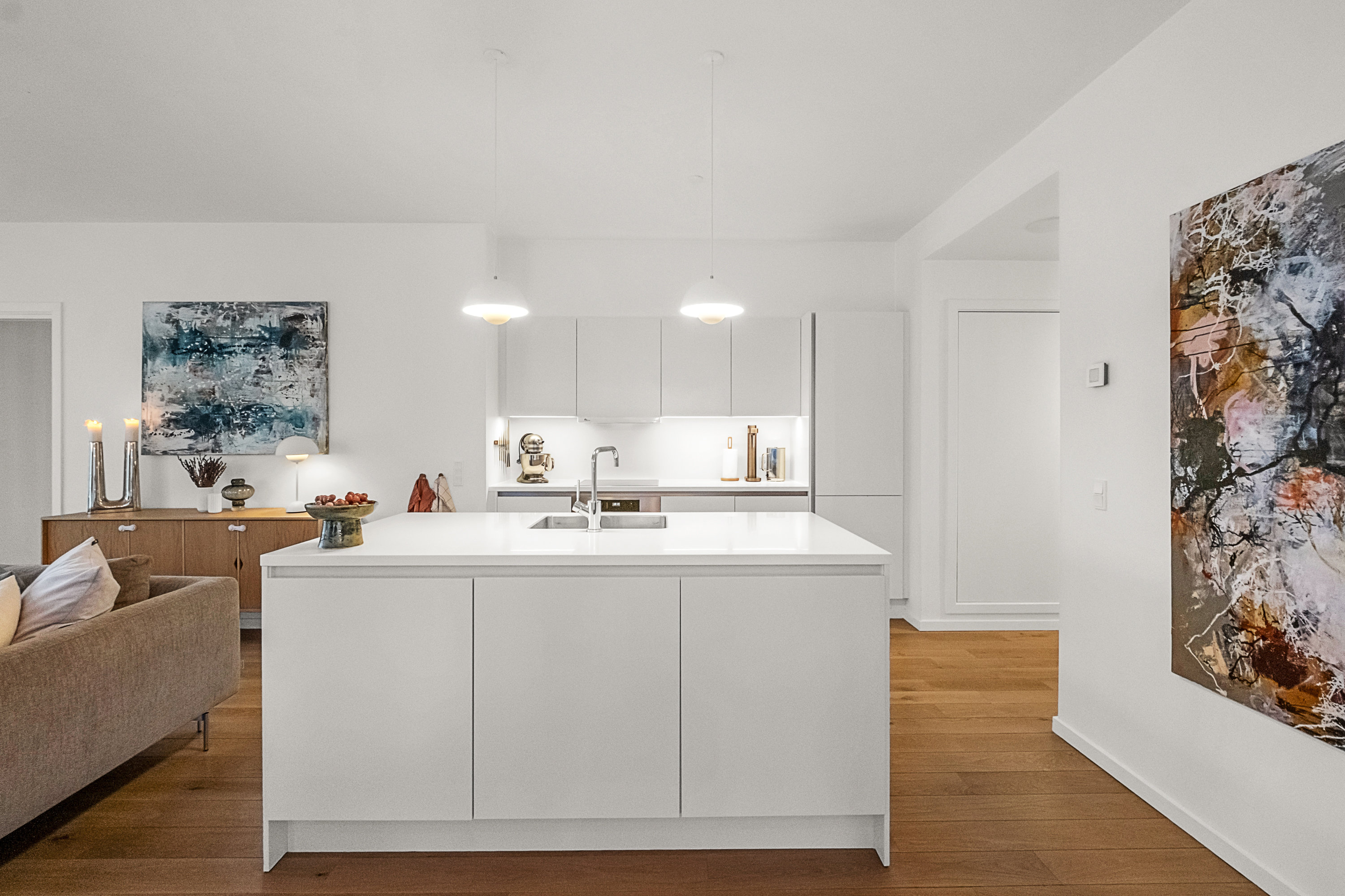 Fremhævet køkken alrum billede i fuldskærmstilstand. Billede af Esther Aggebos Gade 30, 1. 4., 8000 Aarhus C