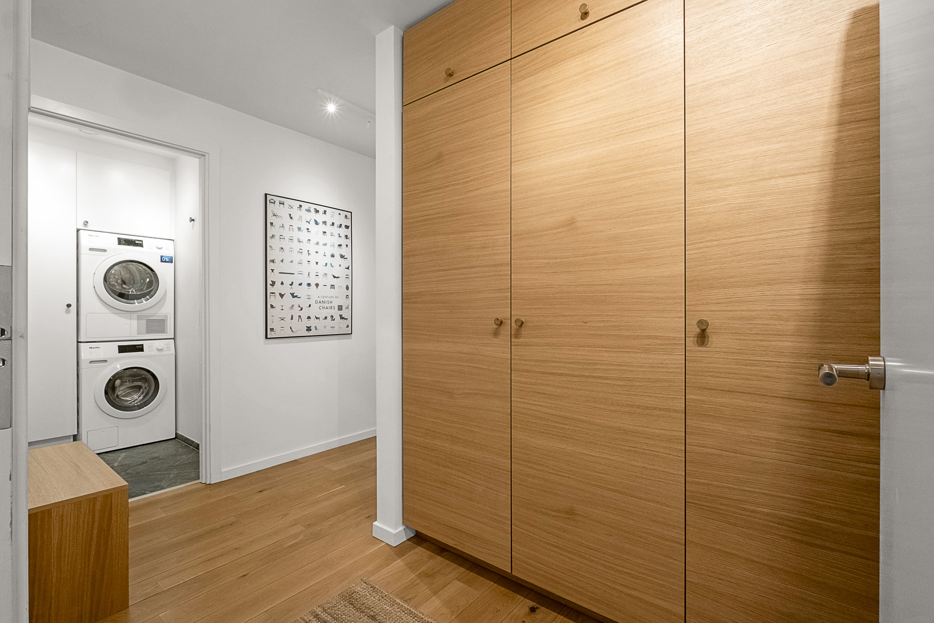 Fremhævet entré billede i fuldskærmstilstand. Billede af Esther Aggebos Gade 30, 1. 4., 8000 Aarhus C