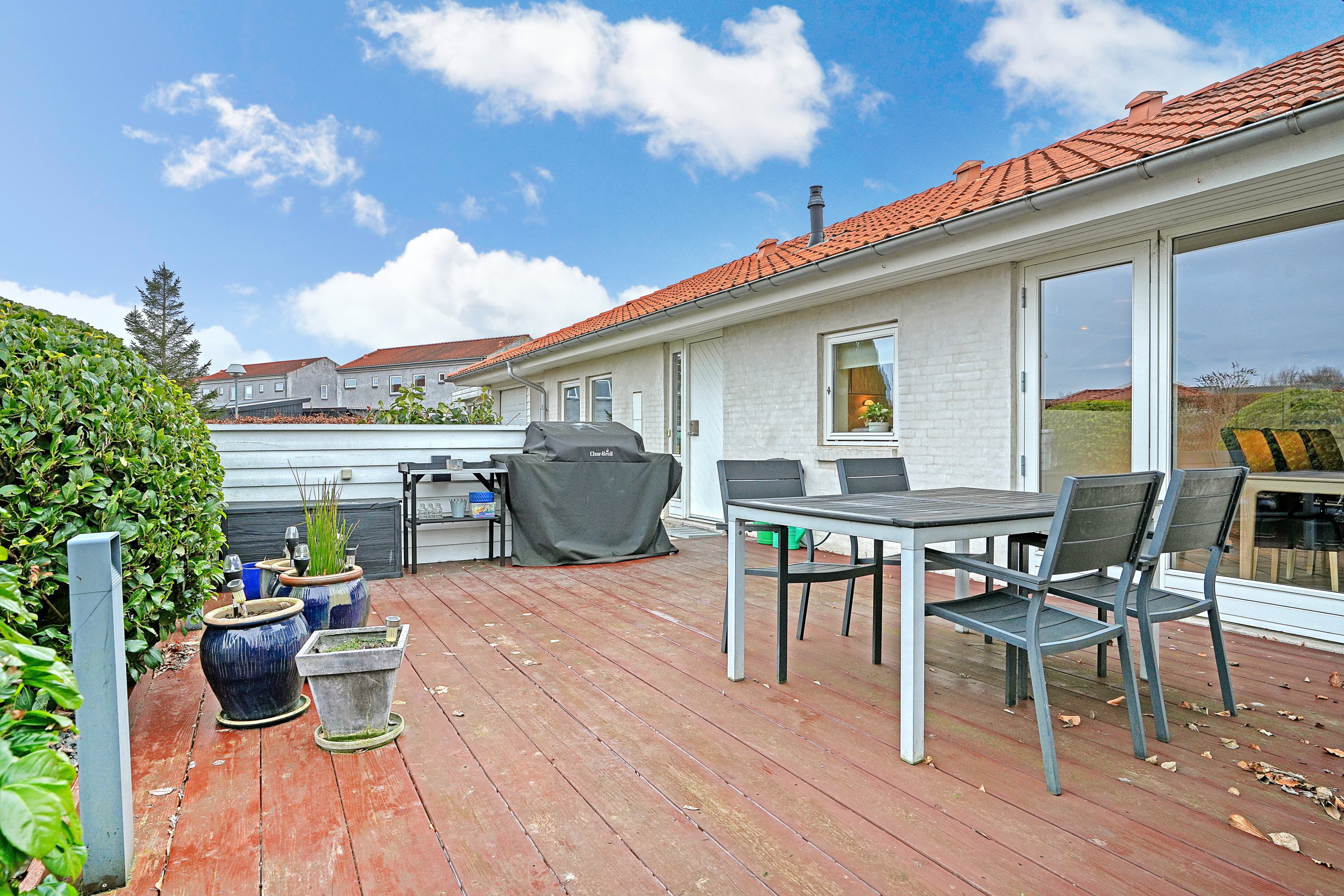 Fremhævet terrasse billede i fuldskærmstilstand. Billede af Stjernedalen 19, 4300 Holbæk