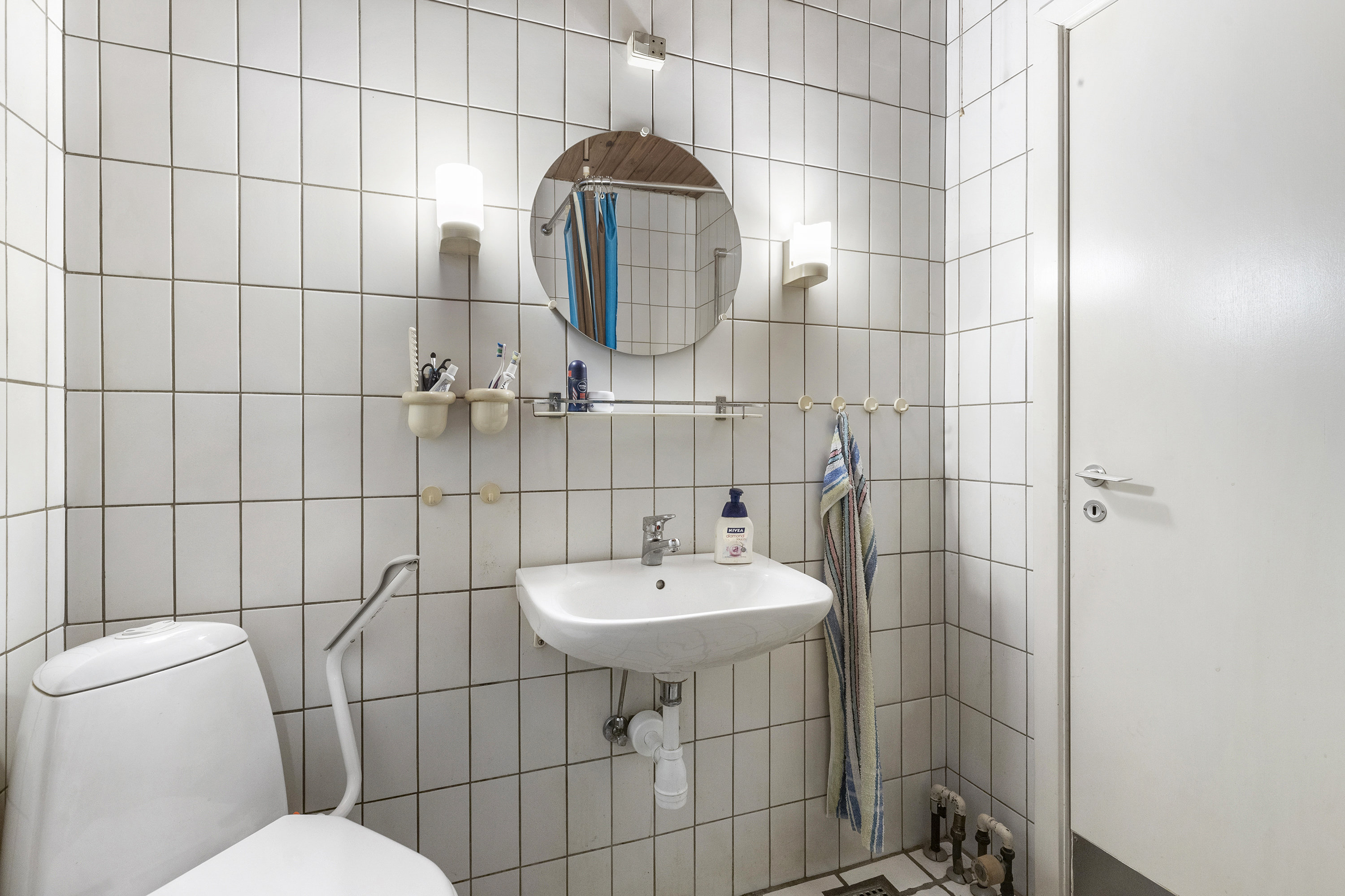 Fremhævet badeværelse billede i fuldskærmstilstand. Billede af Frederiksgade 100, 9700 Brønderslev