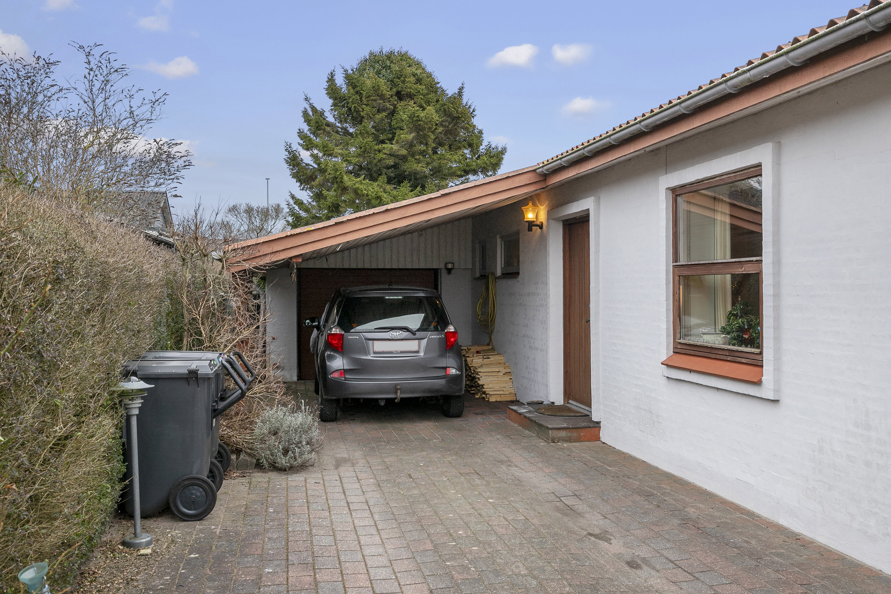 Fremhævet carport billede i fuldskærmstilstand. Billede af Frederiksgade 100, 9700 Brønderslev