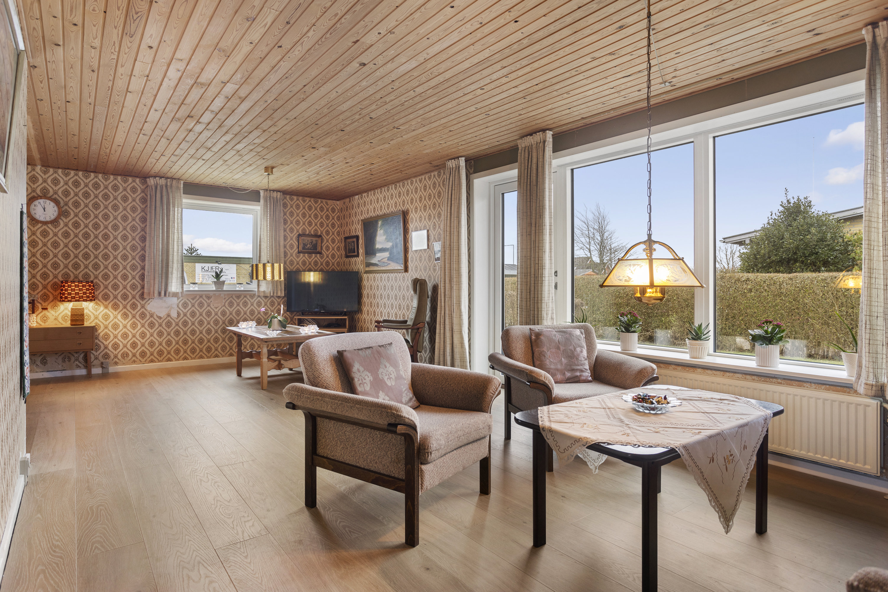 Fremhævet stue billede i fuldskærmstilstand. Billede af Toftevænget 8, 9300 Sæby