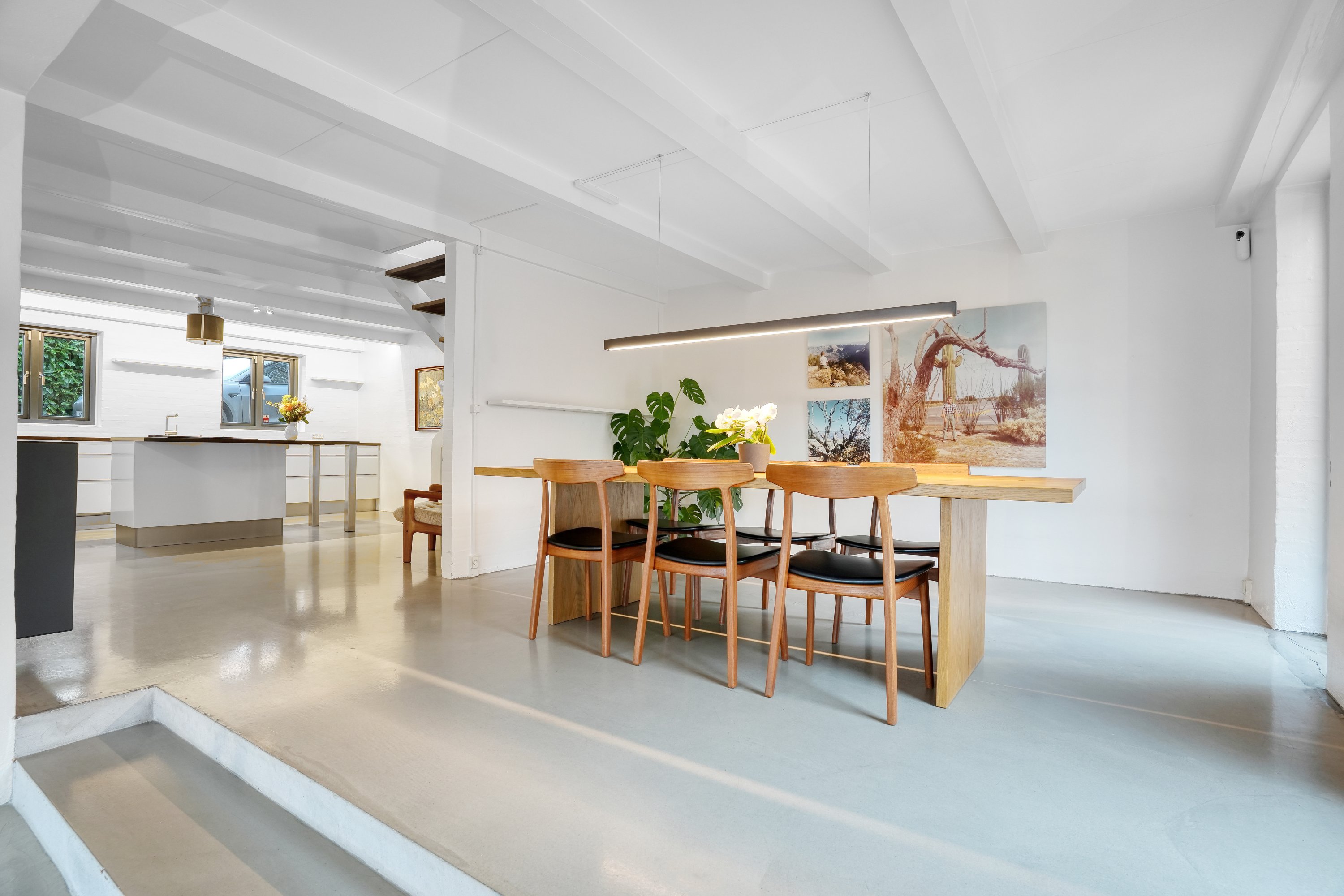 Fremhævet spisestue billede i fuldskærmstilstand. Billede af Gammel Hareskovvej 249, Hareskov, 3500 Værløse