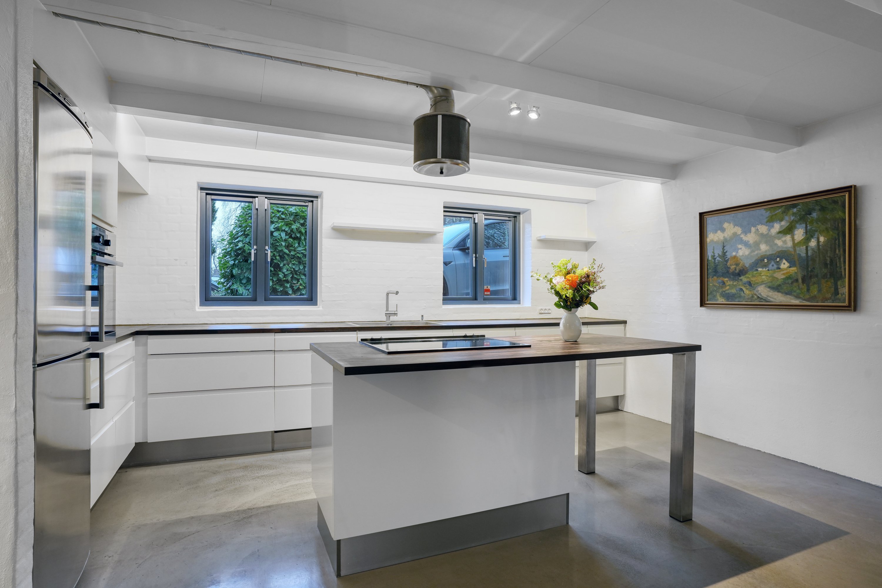 Fremhævet køkken billede i fuldskærmstilstand. Billede af Gammel Hareskovvej 249, Hareskov, 3500 Værløse