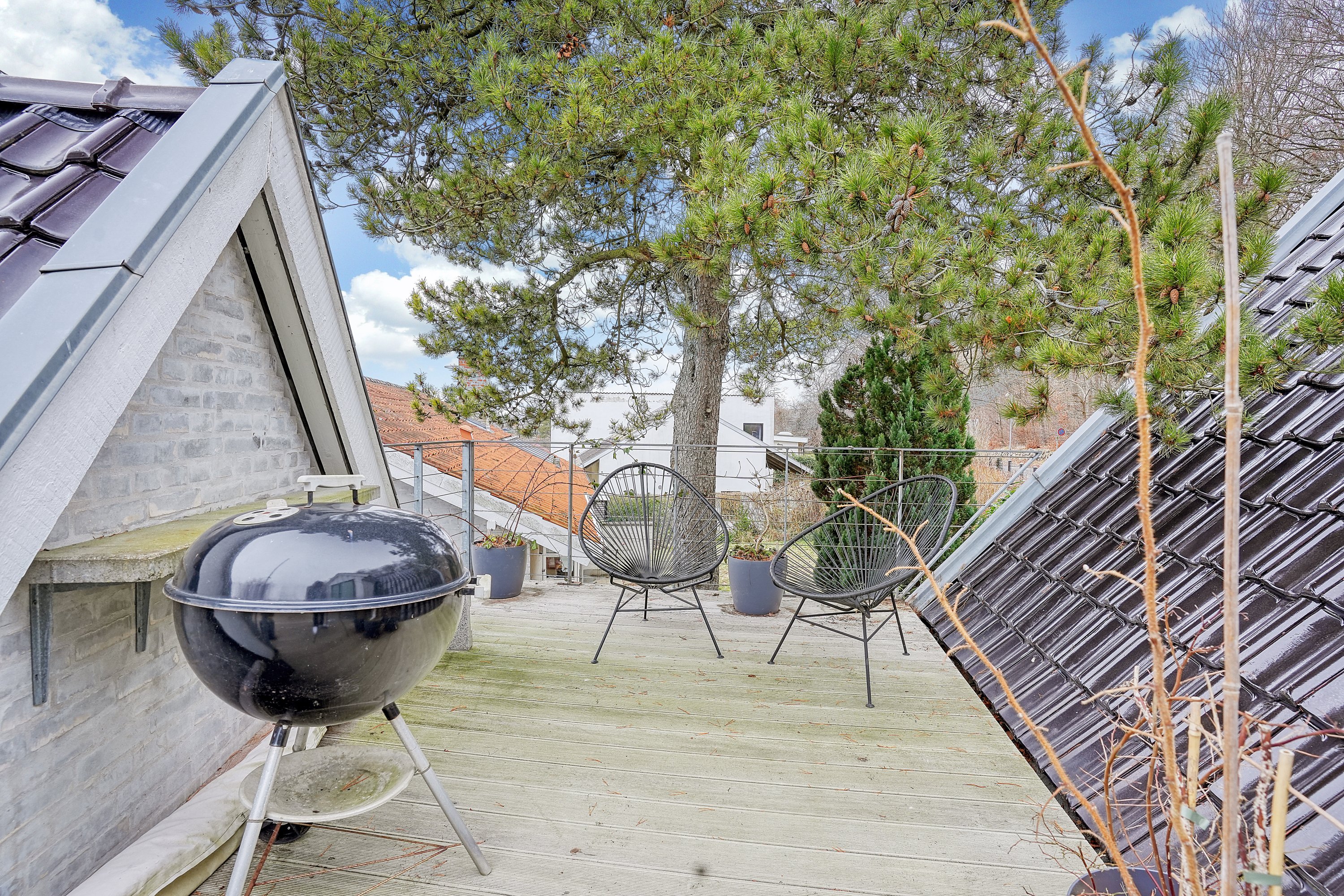 Fremhævet terrasse billede i fuldskærmstilstand. Billede af Gammel Hareskovvej 249, Hareskov, 3500 Værløse