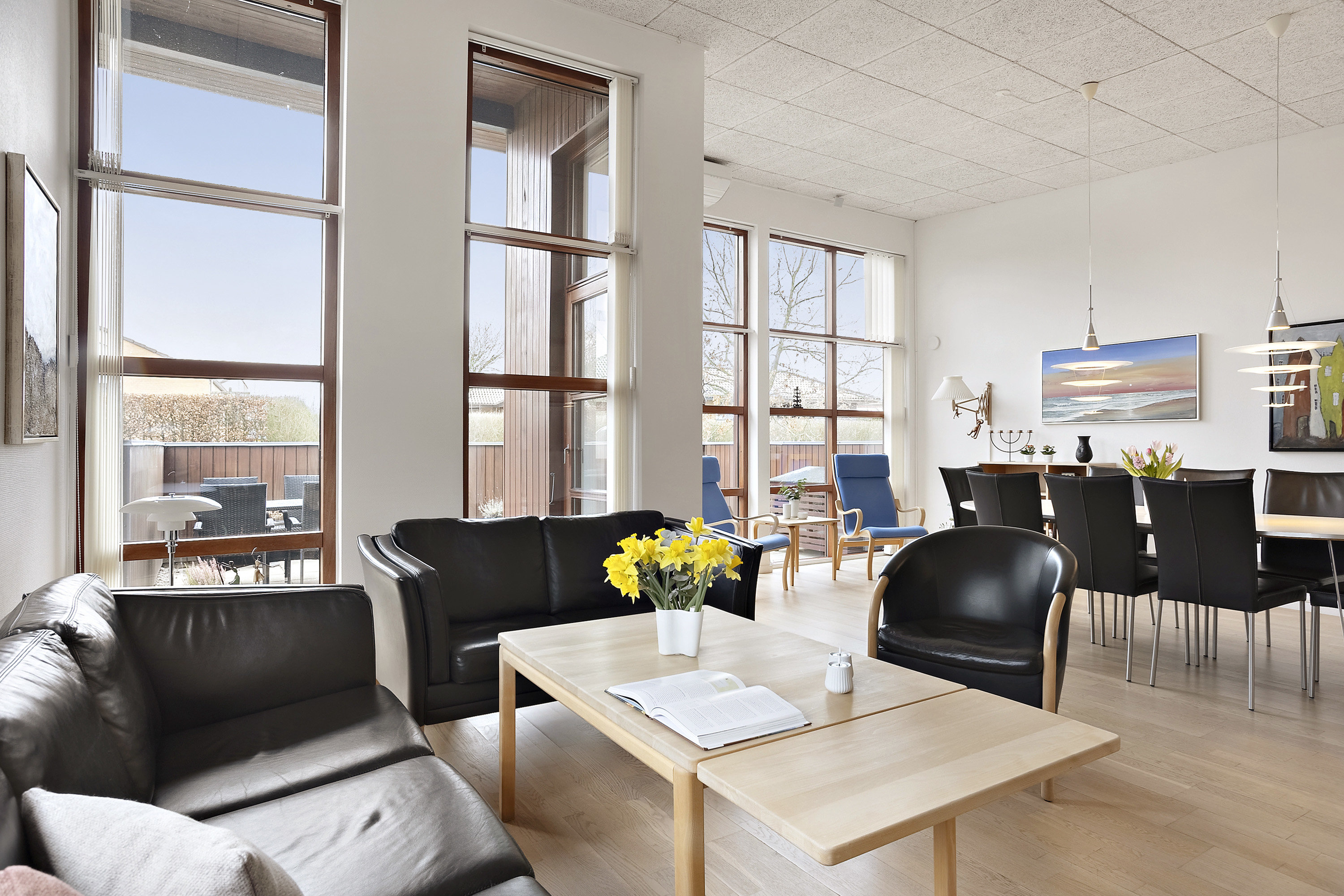 Fremhævet stue billede i fuldskærmstilstand. Billede af Mannehøj 43, 6600 Vejen