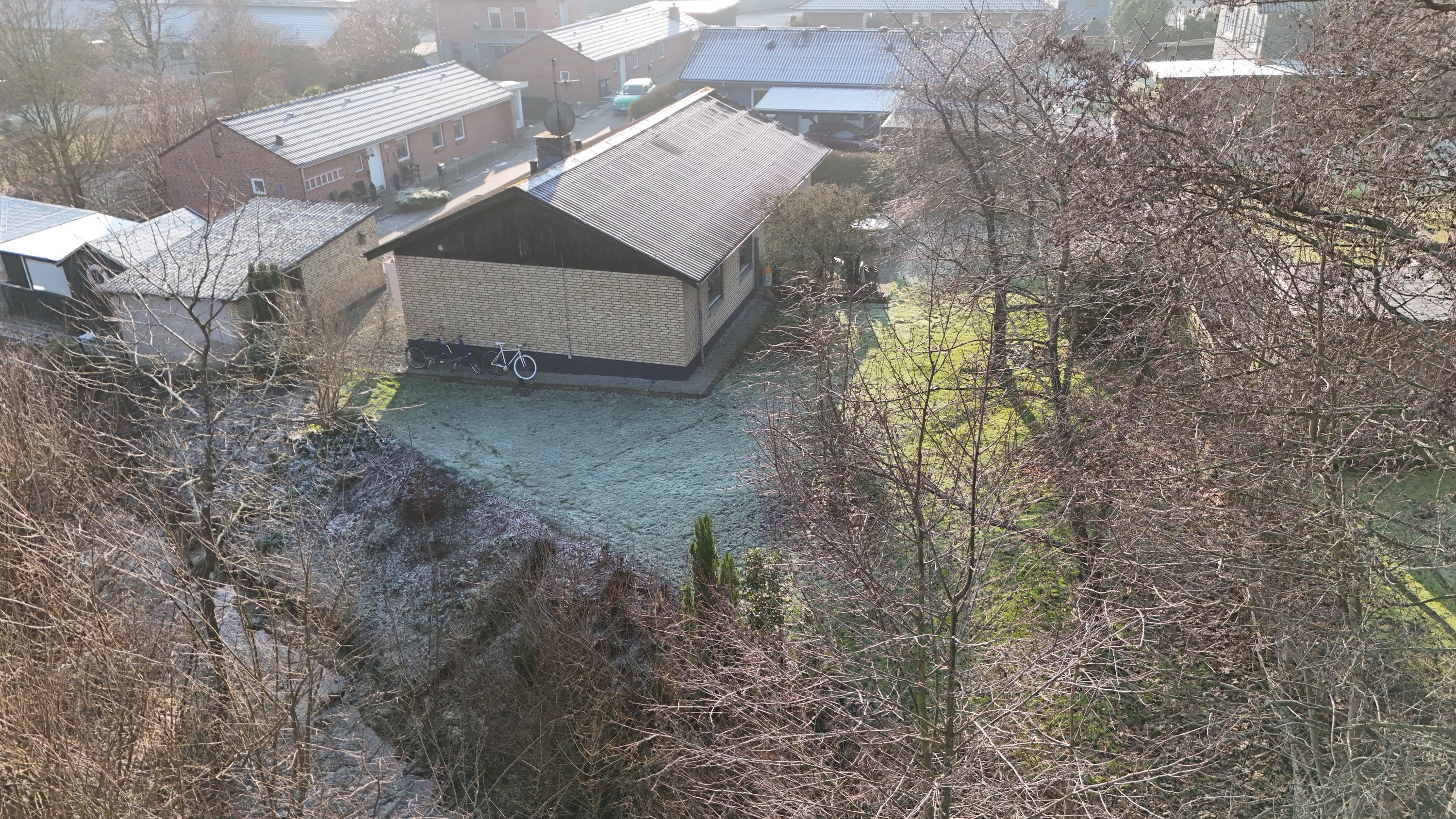 Fremhævet dronefoto billede i fuldskærmstilstand. Billede af Engvej 9C, Hobro By, 9500 Hobro