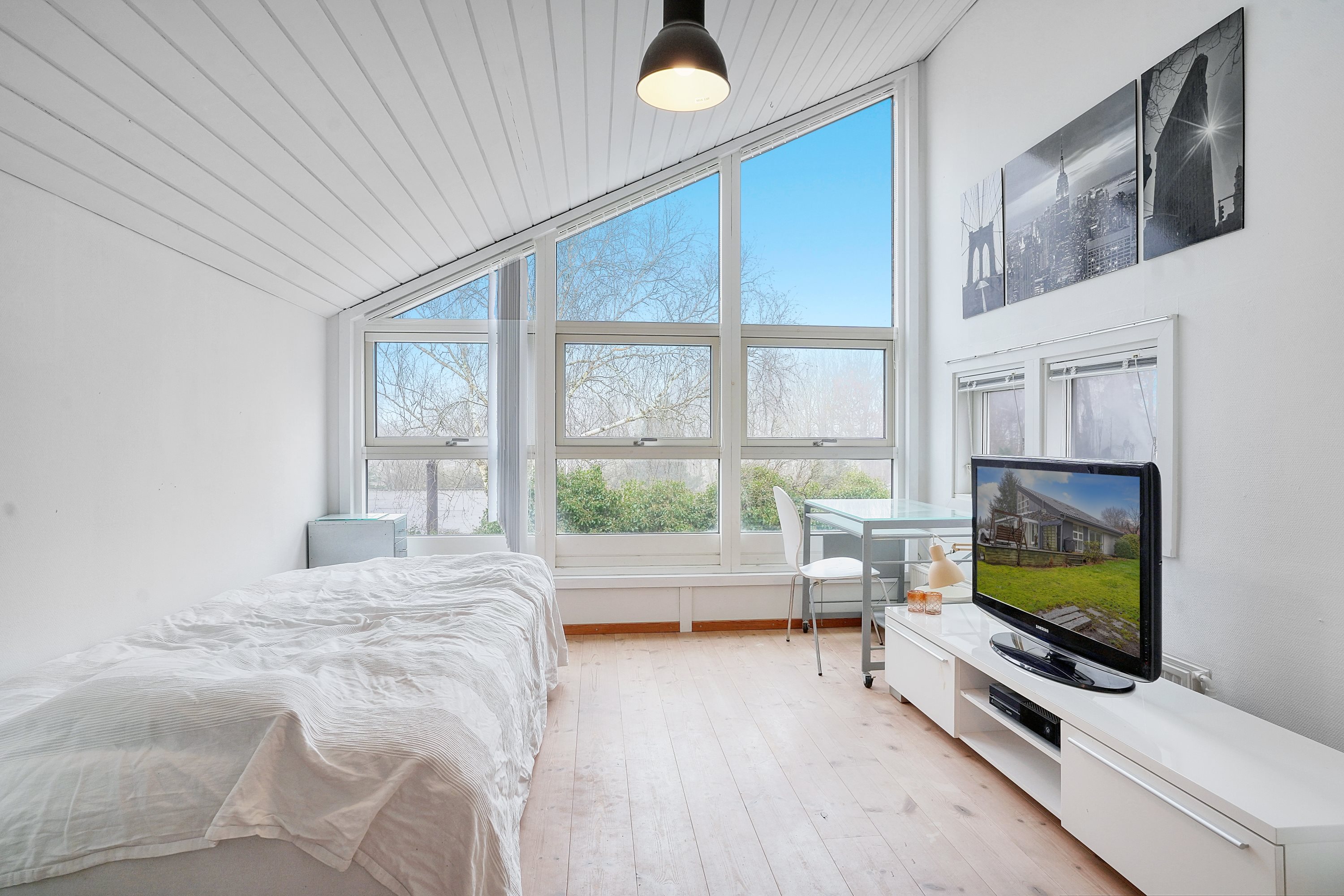 Fremhævet værelse billede i fuldskærmstilstand. Billede af Nederste Torpenvej 10A, 3050 Humlebæk