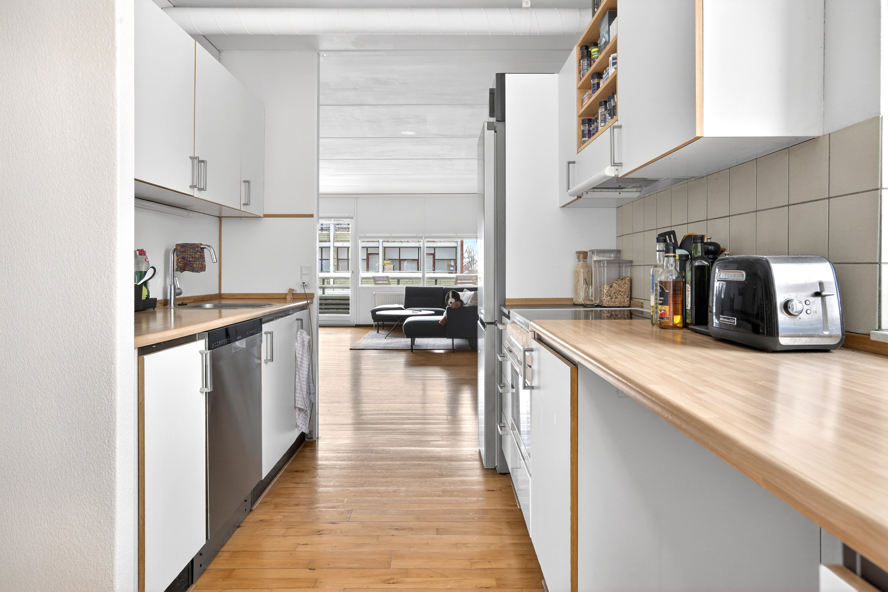 Fremhævet køkken billede i fuldskærmstilstand. Billede af Blommevangen 11, 1. th., Smørumnedre, 2765 Smørum