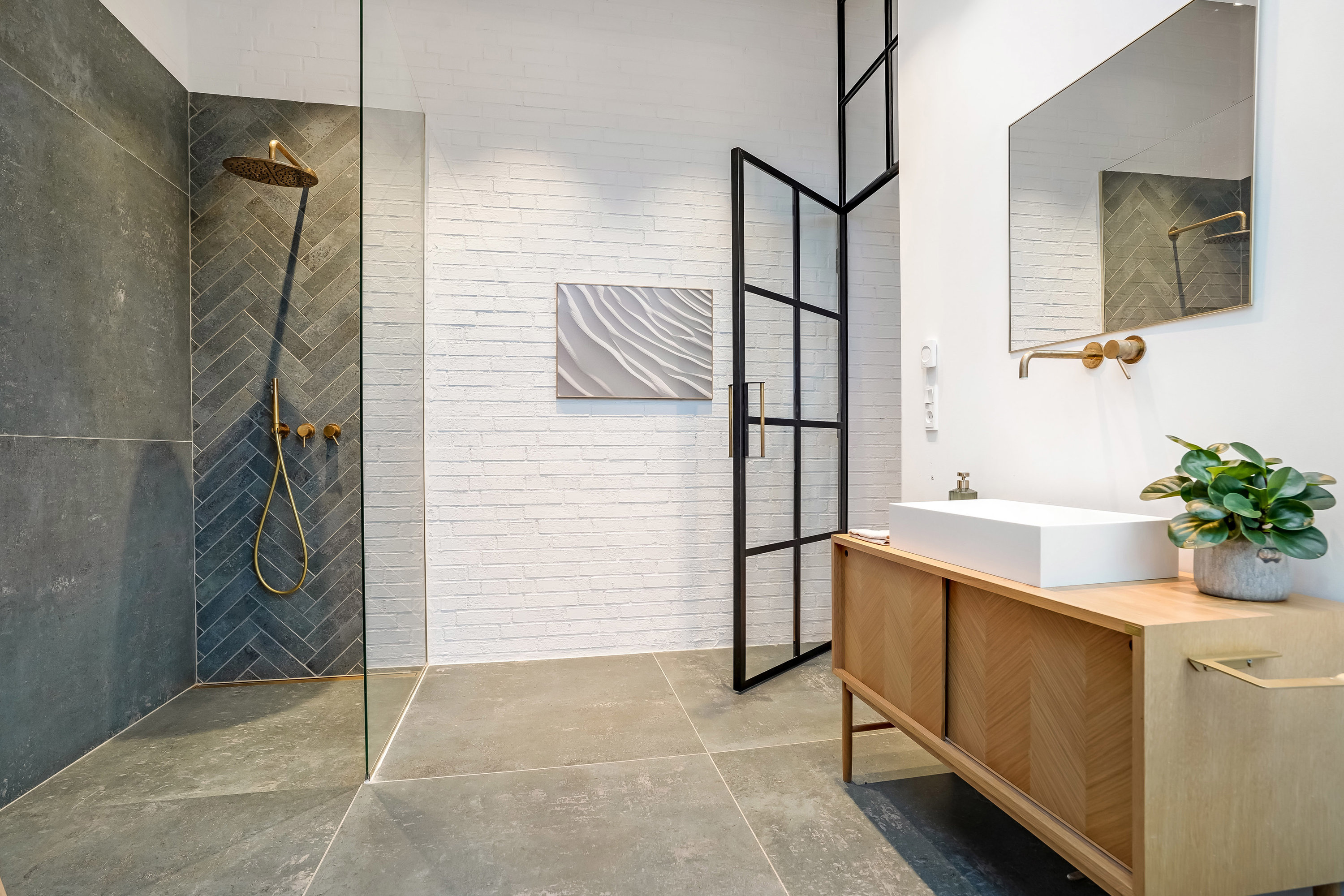 Fremhævet badeværelse billede i fuldskærmstilstand. Billede af Mosegårdsvej 37, 5000 Odense C