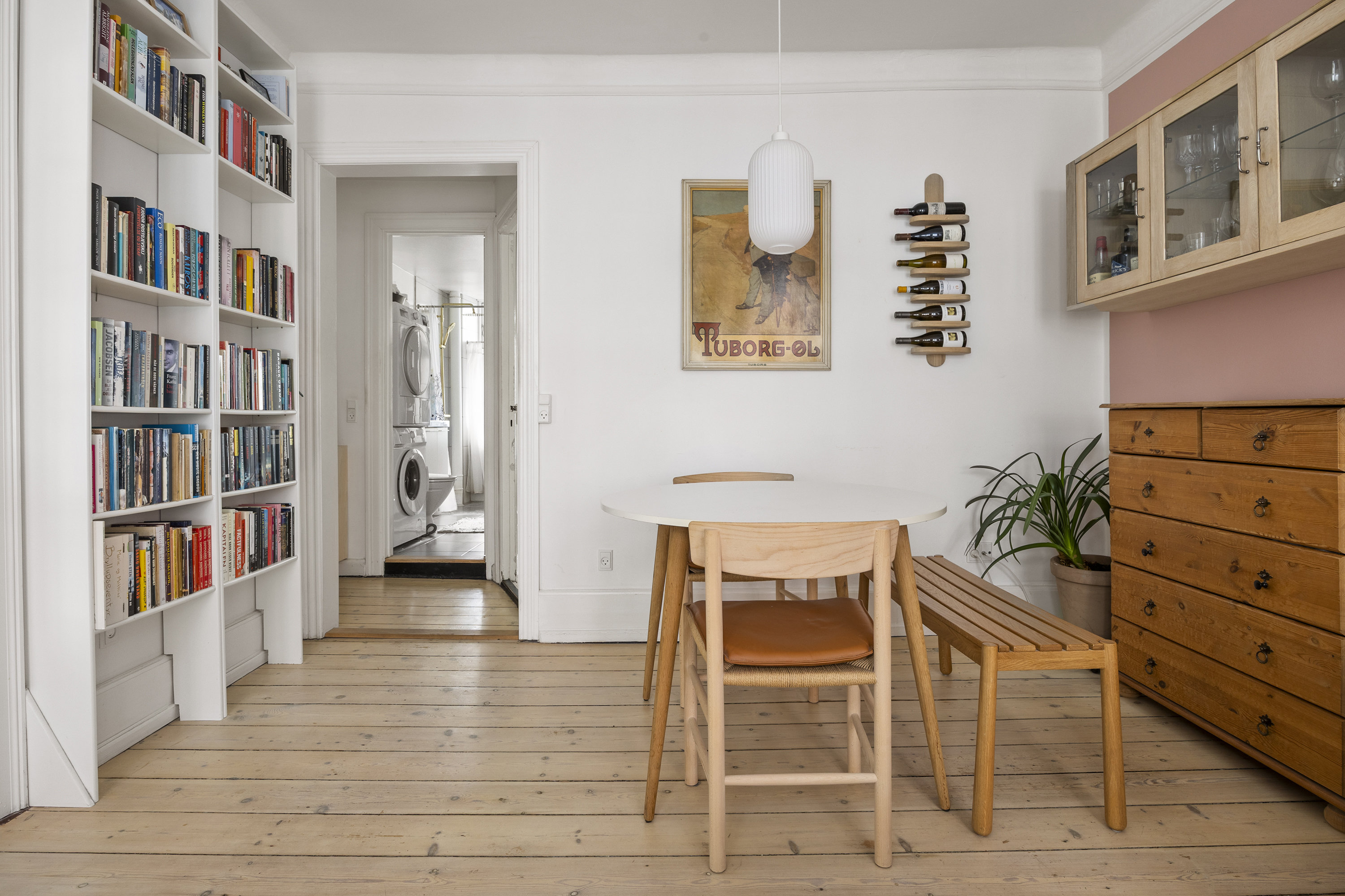 Fremhævet stue billede i fuldskærmstilstand. Billede af Oehlenschlægersgade 48, 1. th., 1663 København V