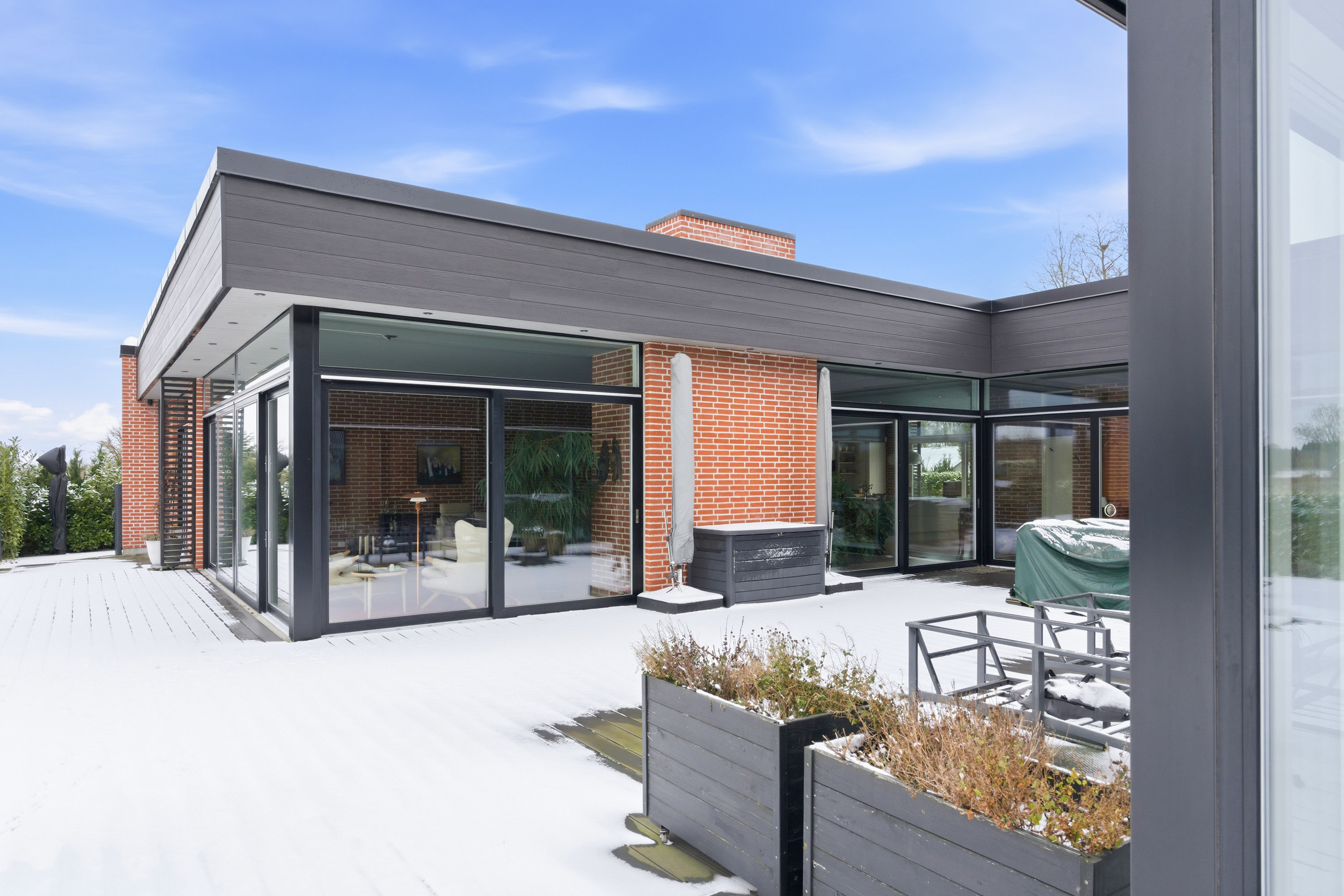 Fremhævet terrasse billede i fuldskærmstilstand. Billede af Overtvedvej 16, Allesø, 5270 Odense N