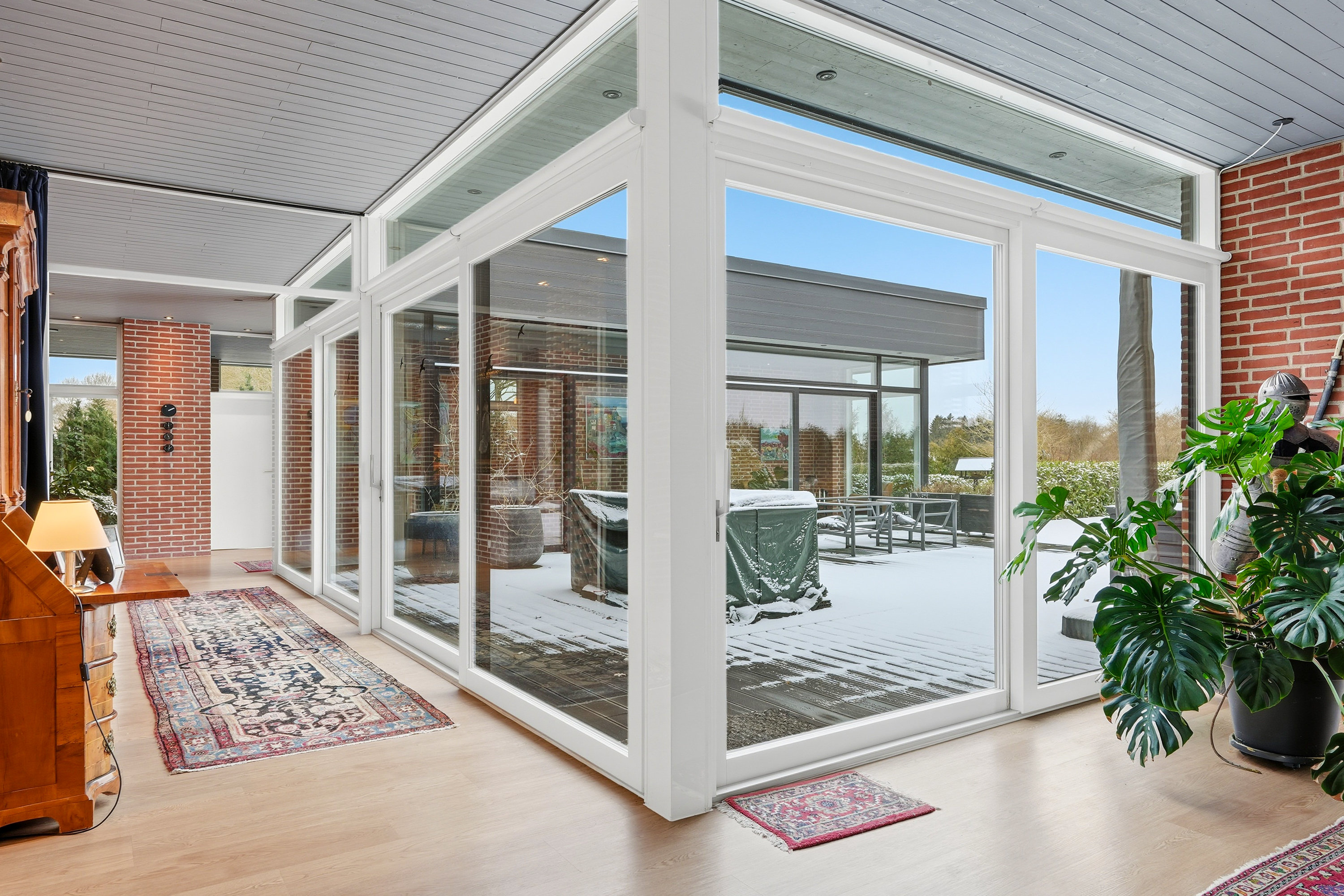 Fremhævet gang billede i fuldskærmstilstand. Billede af Overtvedvej 16, Allesø, 5270 Odense N