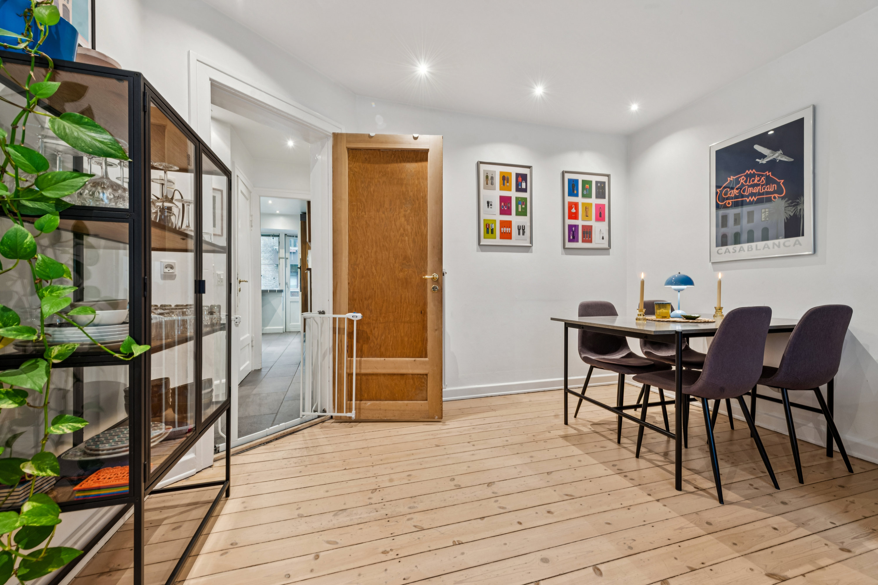 Fremhævet butik billede i fuldskærmstilstand. Billede af Byhøjen 7, st.. th., 2720 Vanløse