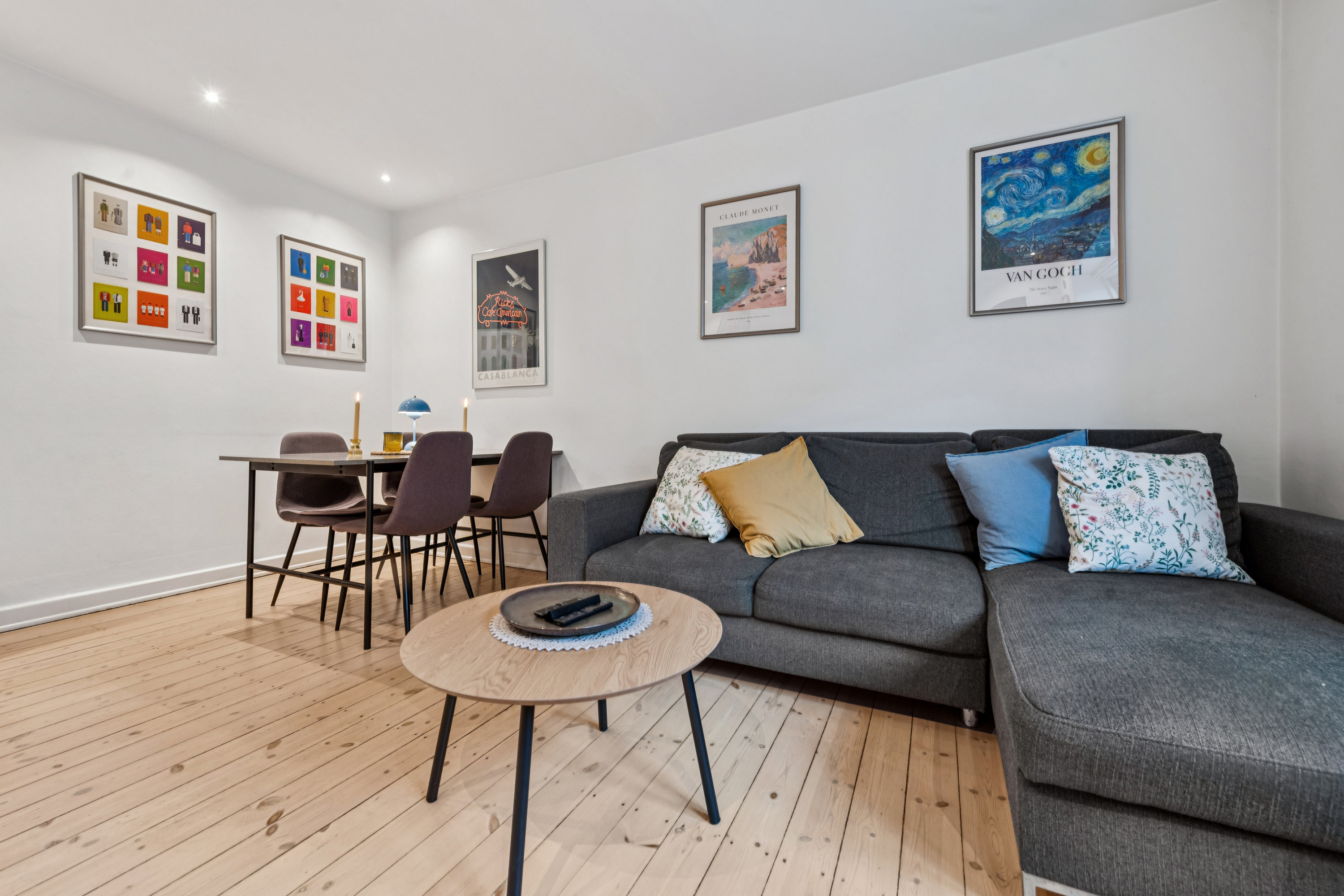 Miniaturebillede 2: stue. Billede af Byhøjen 7, st.. th., 2720 Vanløse