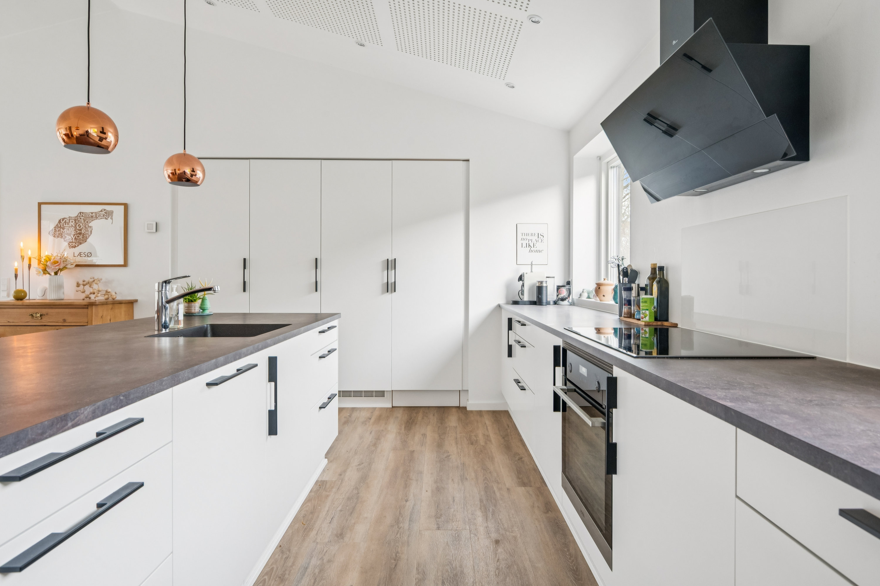 Fremhævet køkken billede i fuldskærmstilstand. Billede af Firkløvervej 17, 8240 Risskov