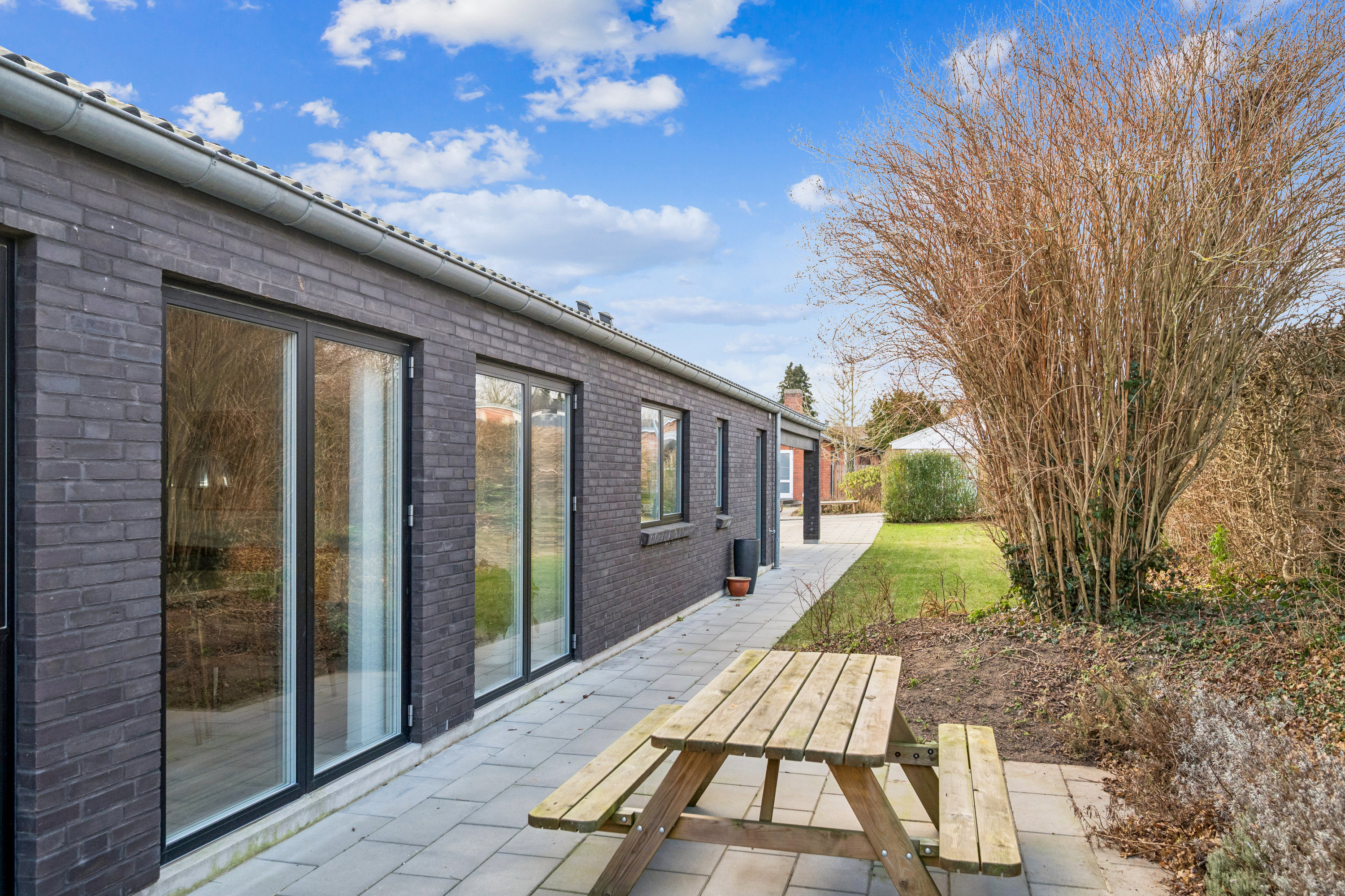 Fremhævet andet billede i fuldskærmstilstand. Billede af Firkløvervej 17, 8240 Risskov