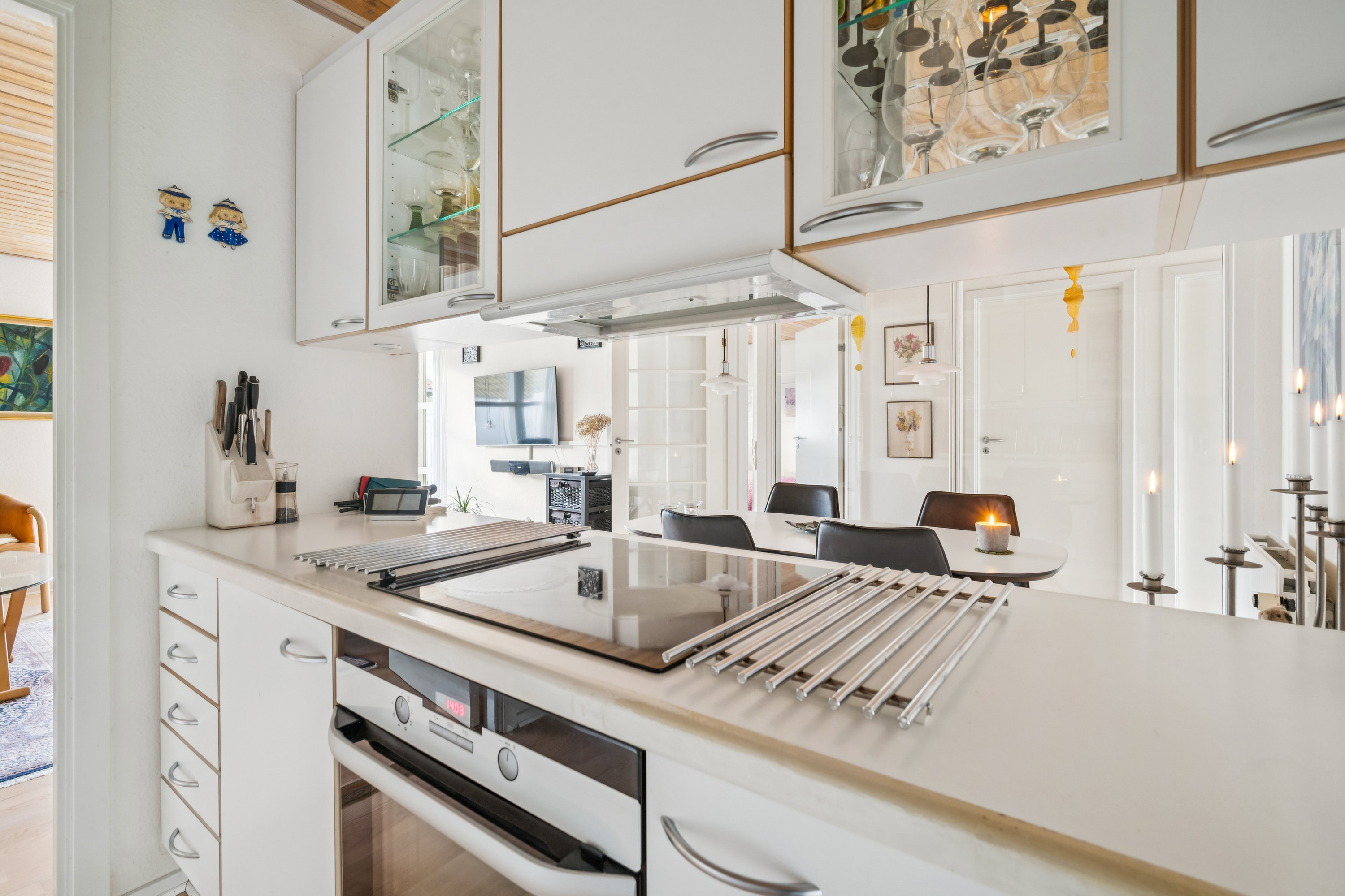 Fremhævet køkken billede i fuldskærmstilstand. Billede af Brovej 3, 8250 Egå