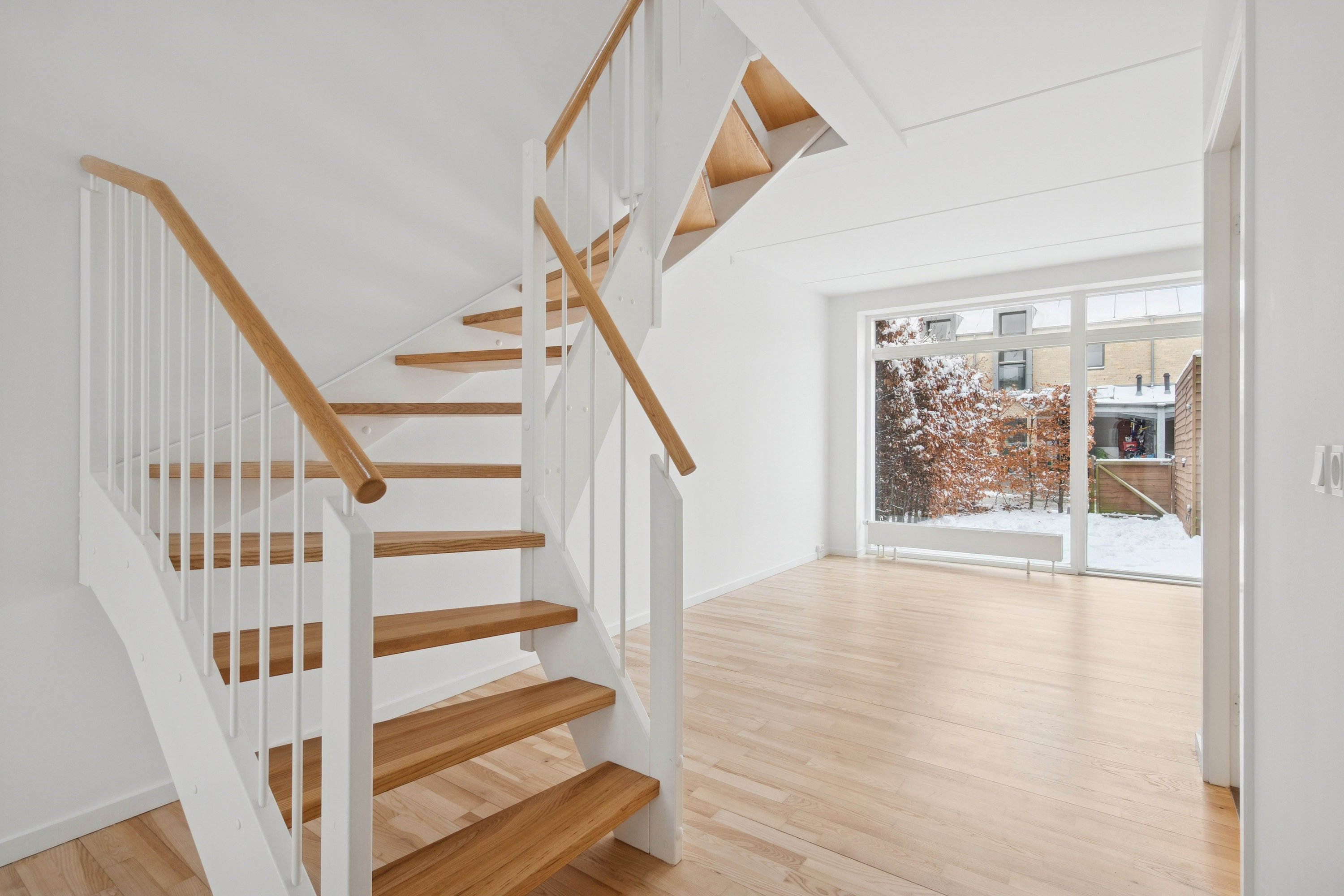 Fremhævet trappe billede i fuldskærmstilstand. Billede af Strandhaven 79, 2665 Vallensbæk Strand