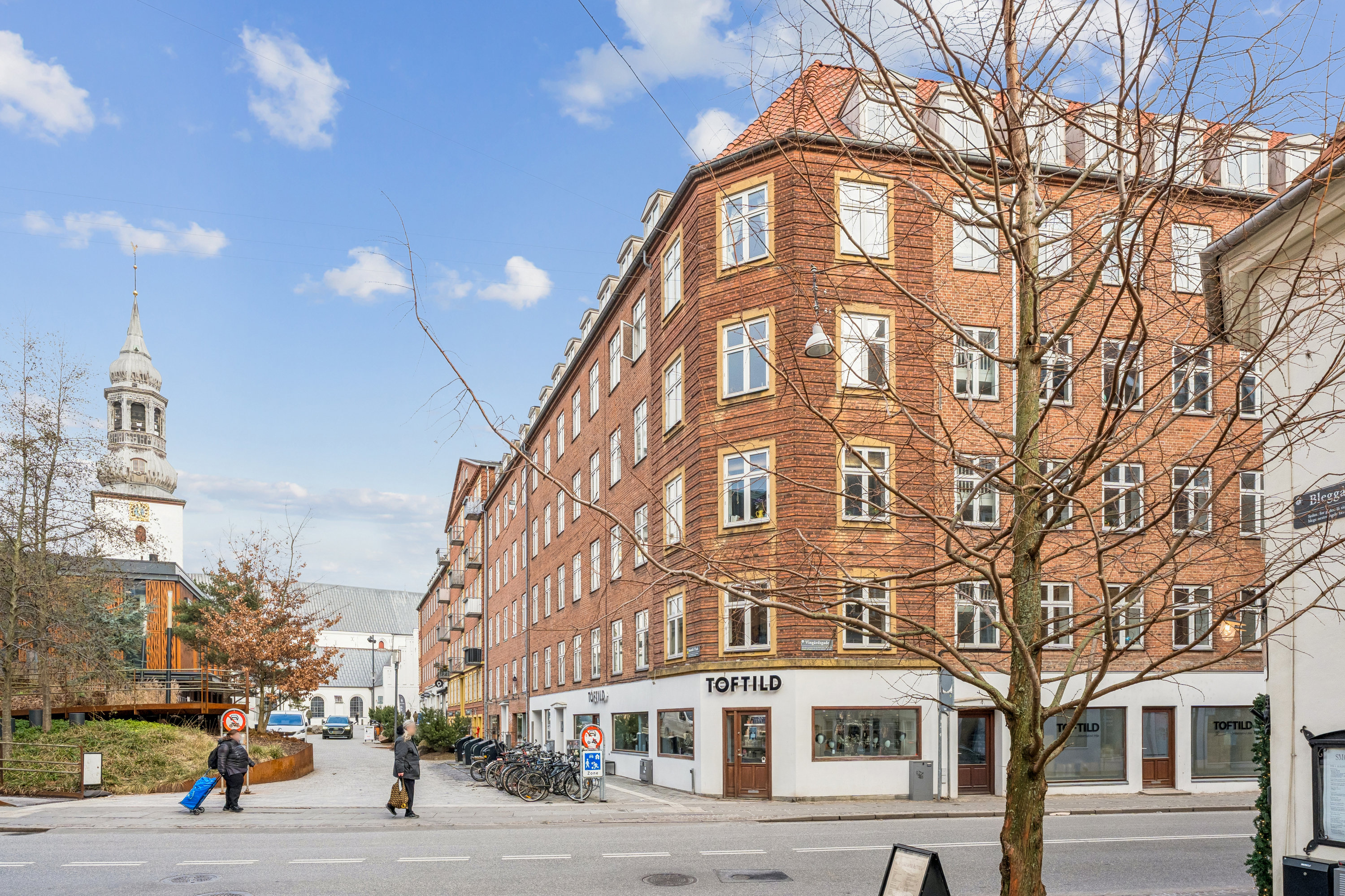 Fremhævet andet billede i fuldskærmstilstand. Billede af Vingårdsgade 4, 1. th., 9000 Aalborg