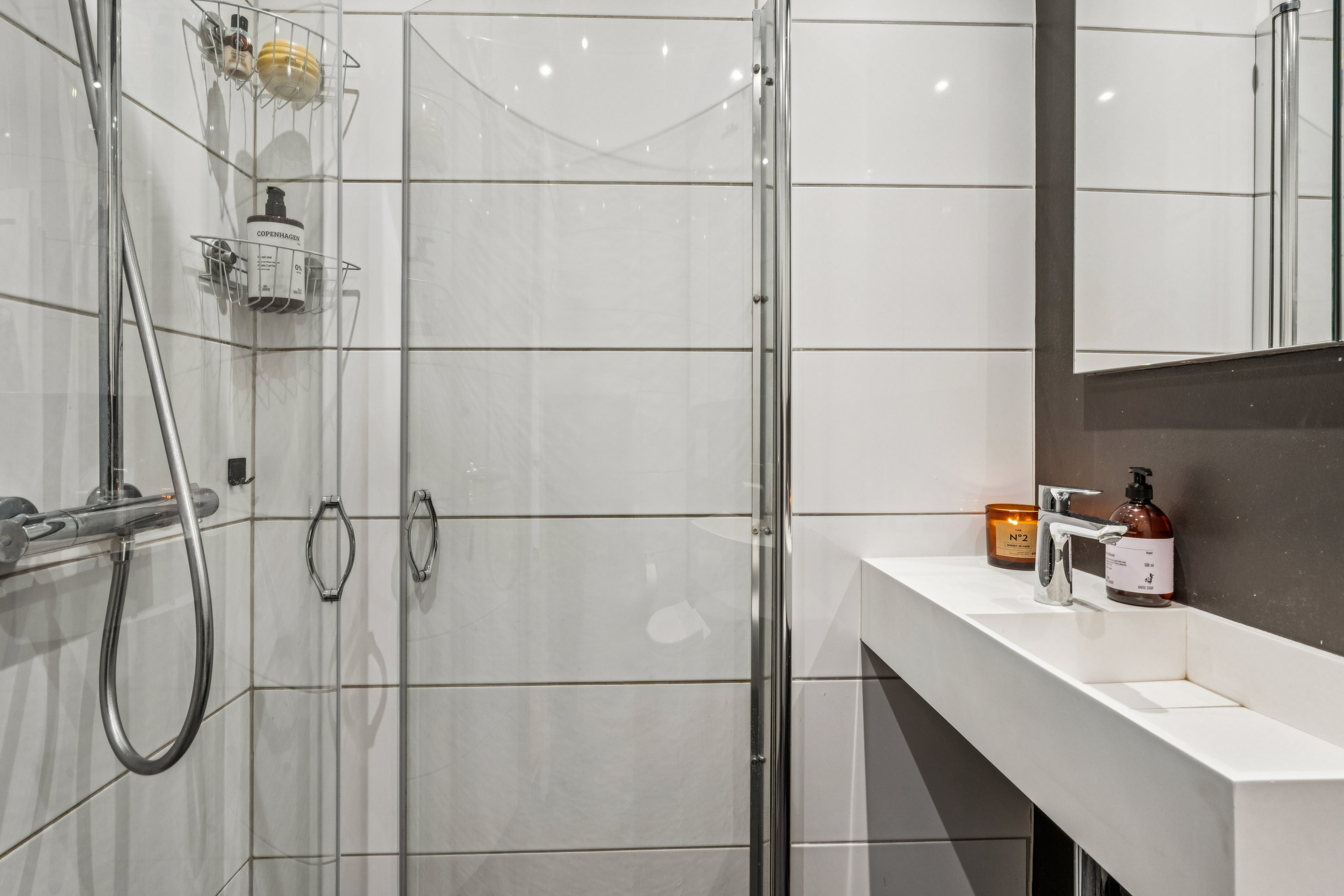 Fremhævet badeværelse billede i fuldskærmstilstand. Billede af Vingårdsgade 4, 1. th., 9000 Aalborg